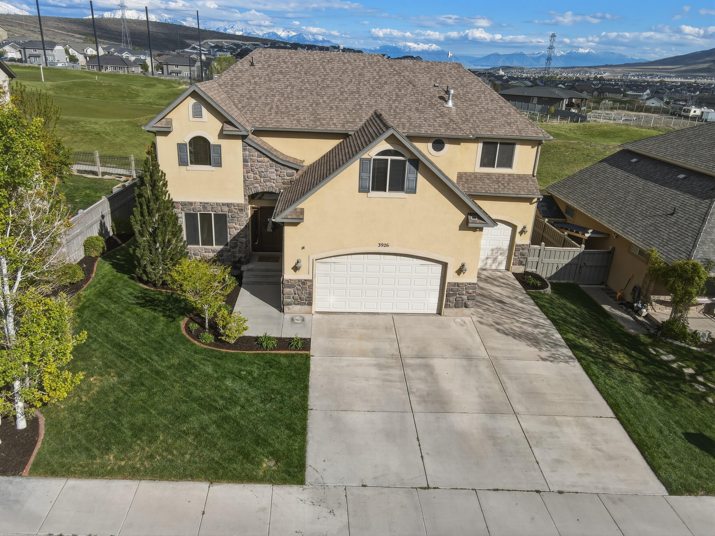 HIGHLANDS AT GREEN VALLEY - Residential