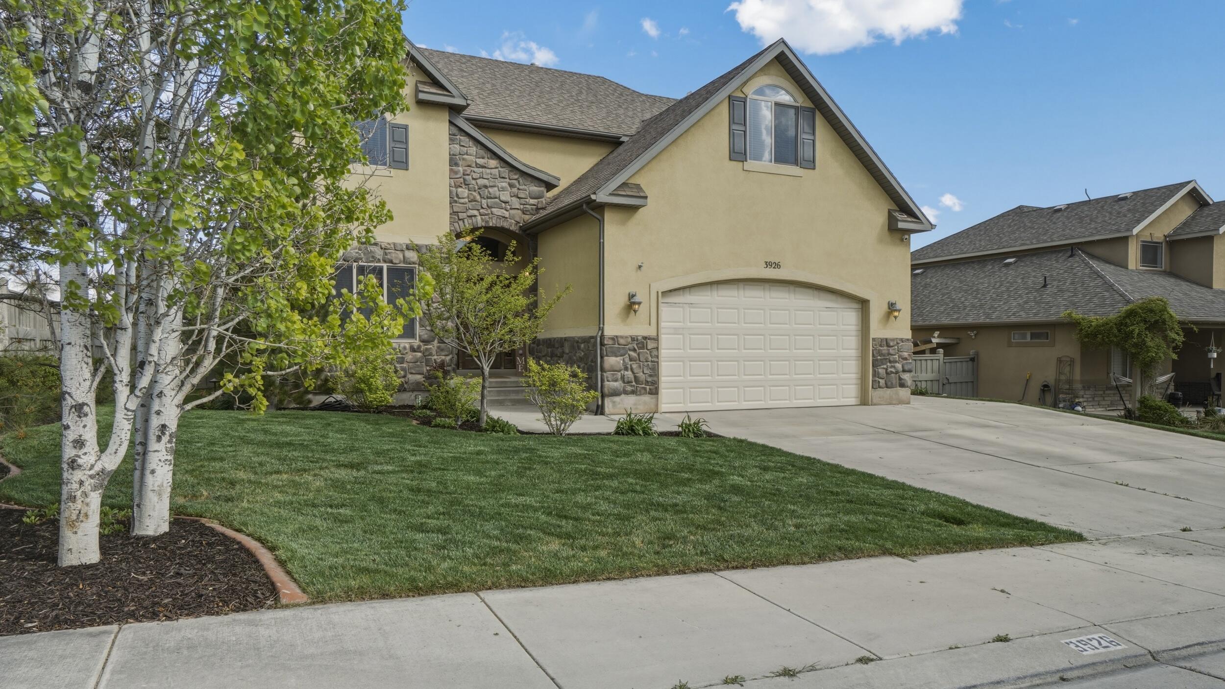 HIGHLANDS AT GREEN VALLEY - Residential