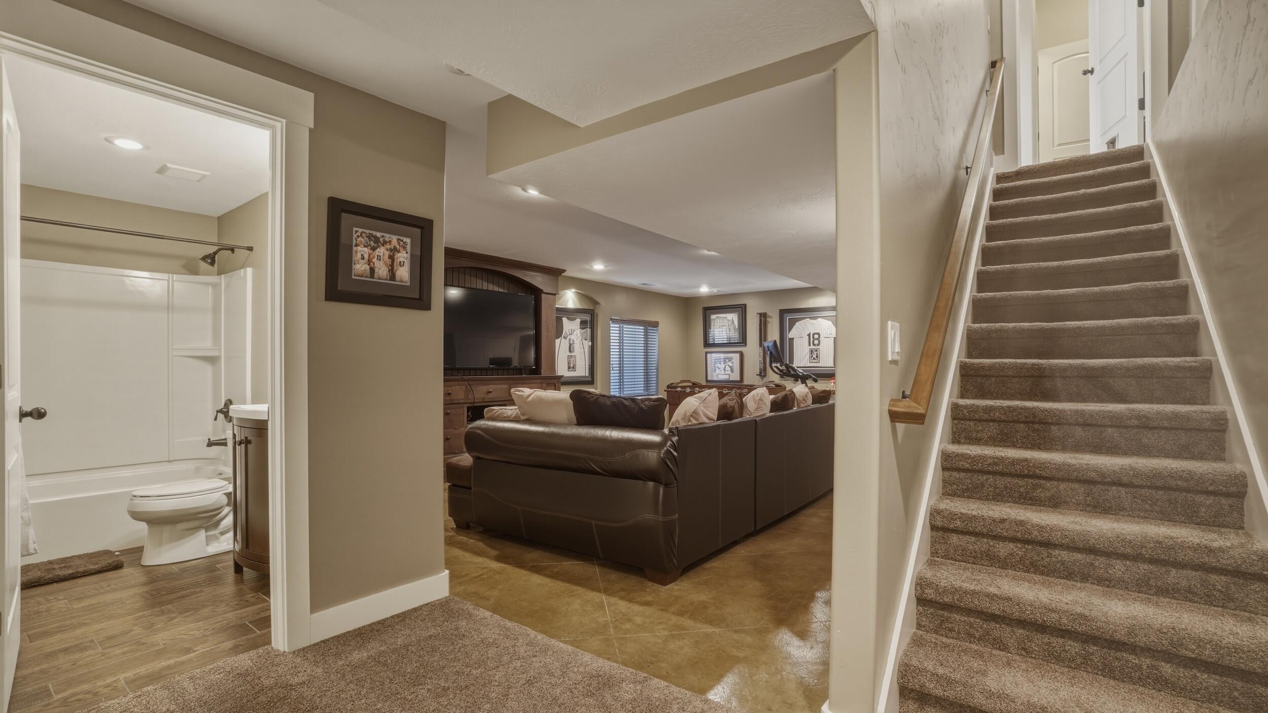 HIGHLANDS AT GREEN VALLEY - Residential