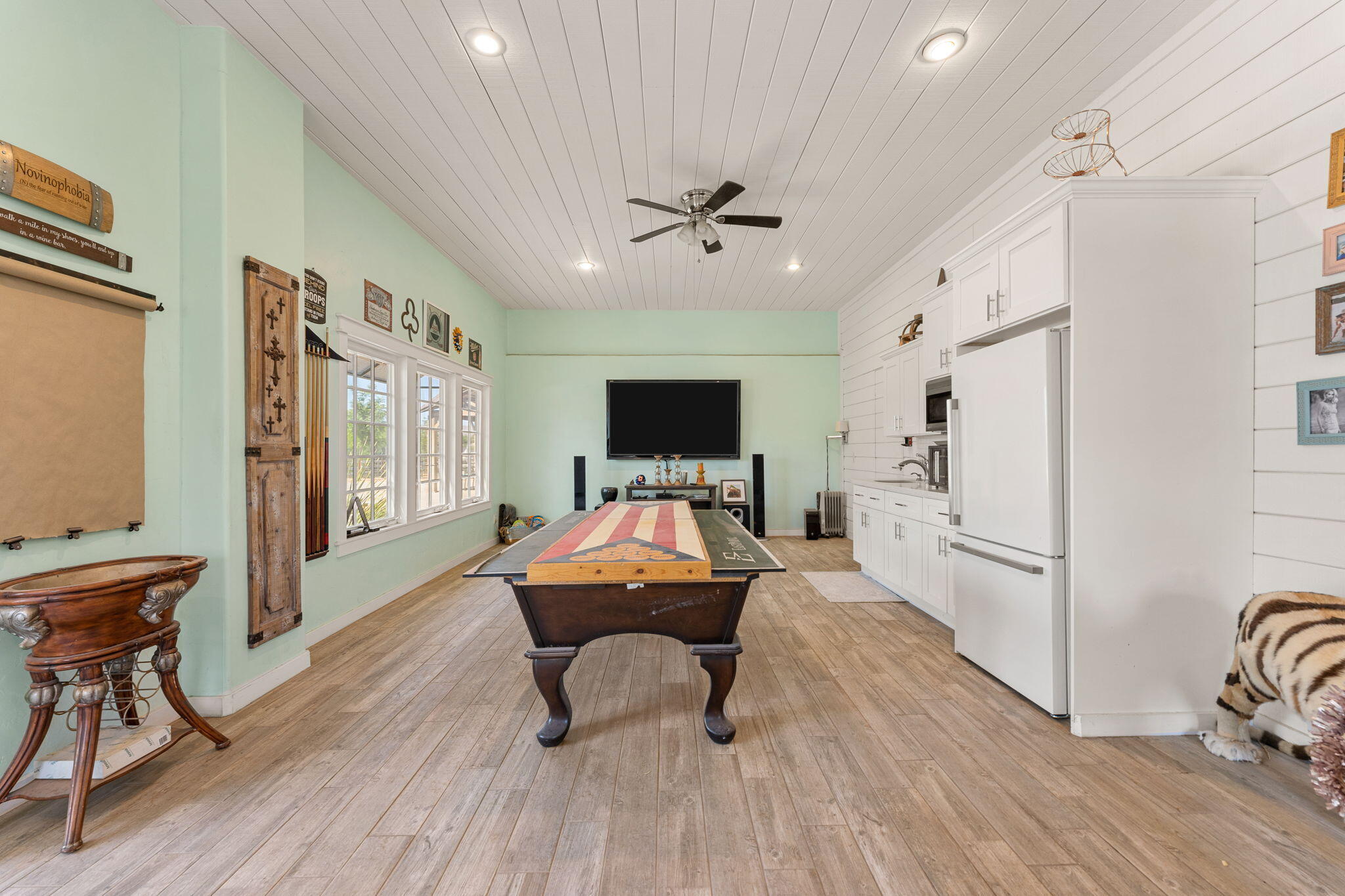 BLOOMINGTON RANCHES - Residential