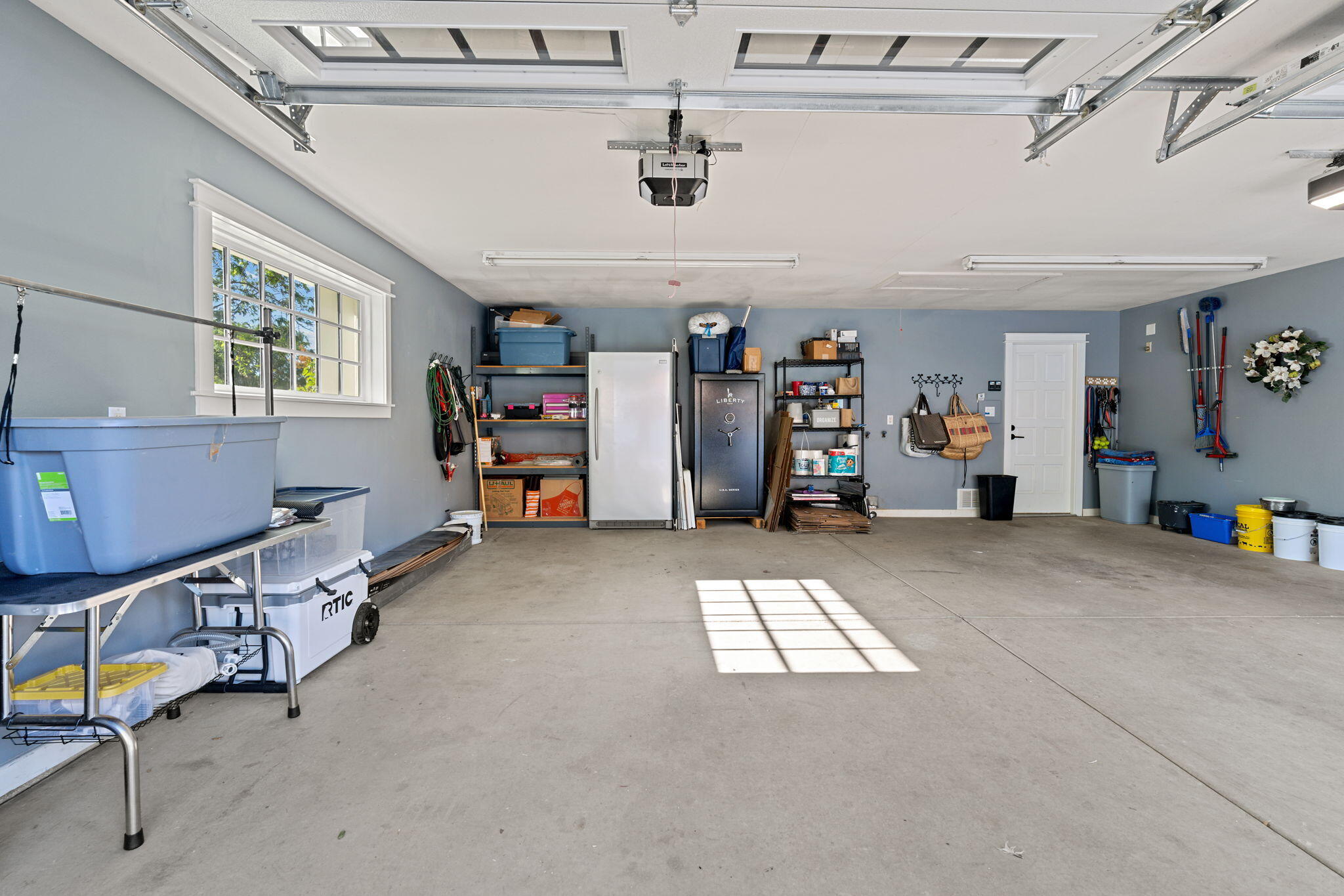 BLOOMINGTON RANCHES - Residential