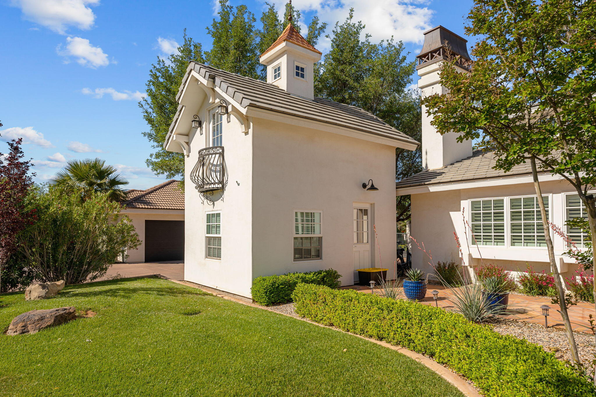 BLOOMINGTON RANCHES - Residential