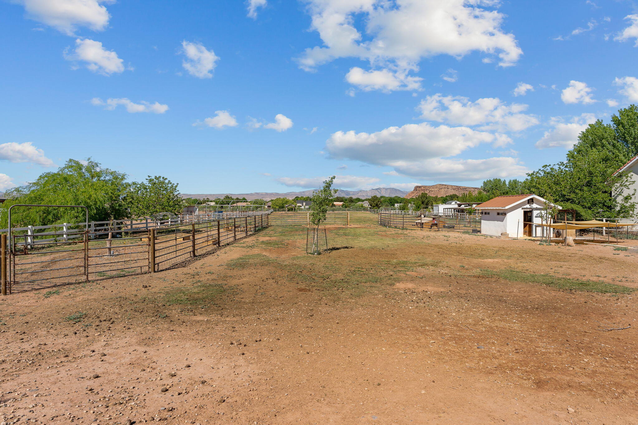 BLOOMINGTON RANCHES - Residential
