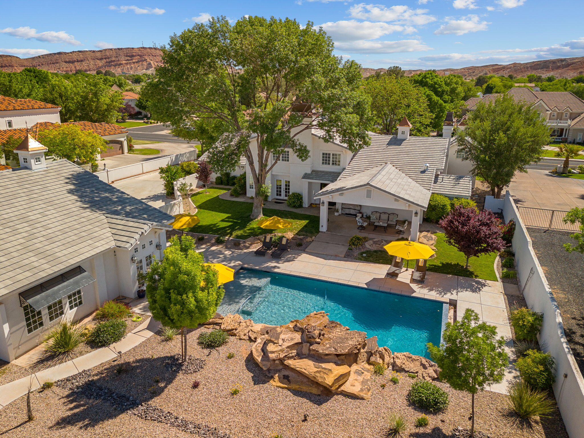BLOOMINGTON RANCHES - Residential