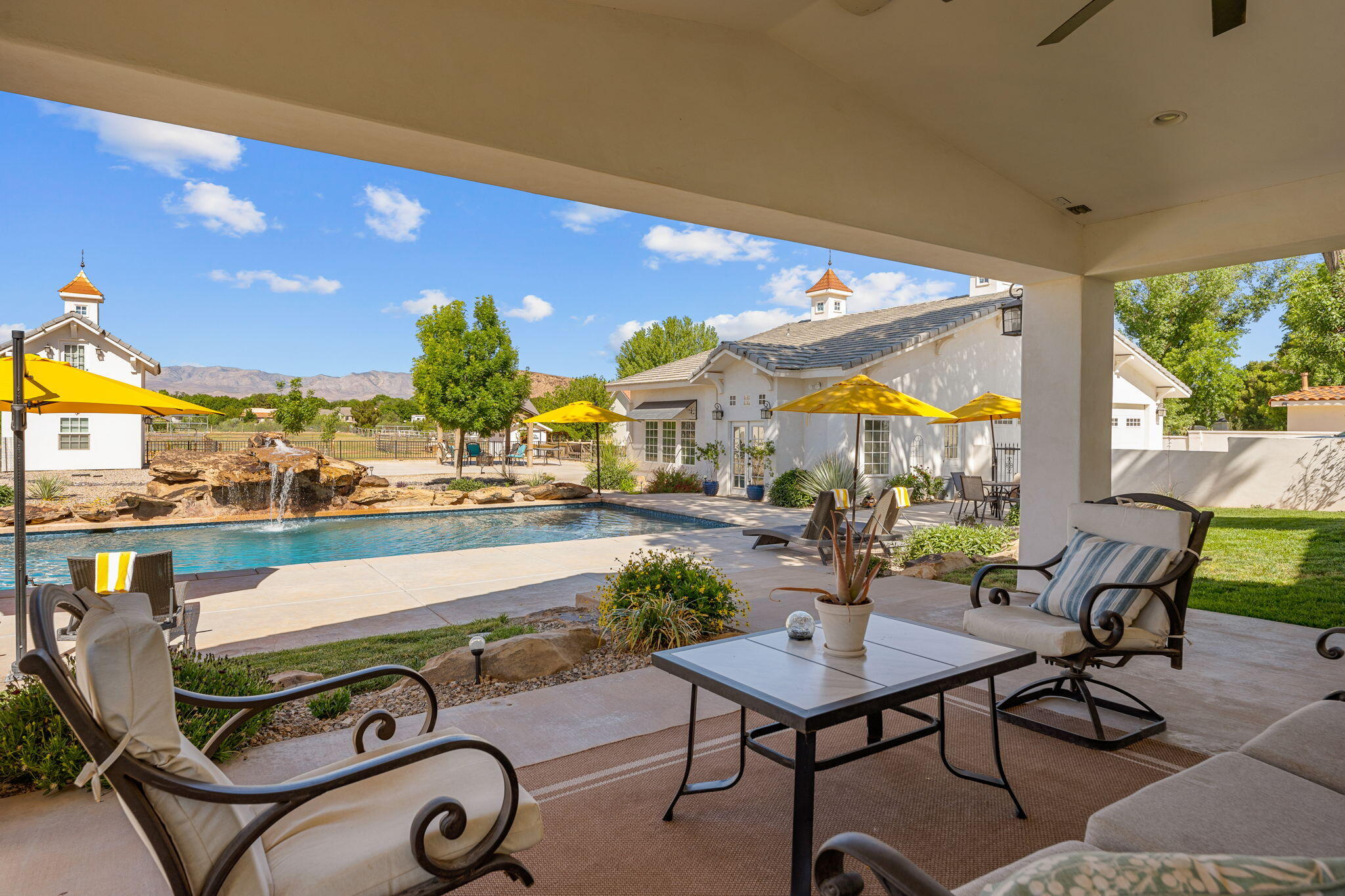 BLOOMINGTON RANCHES - Residential