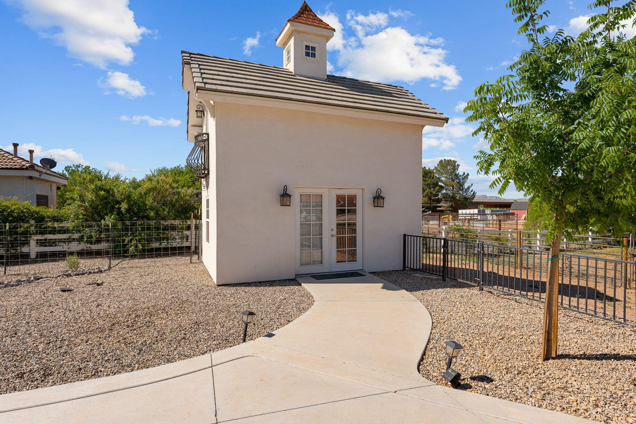 BLOOMINGTON RANCHES - Residential