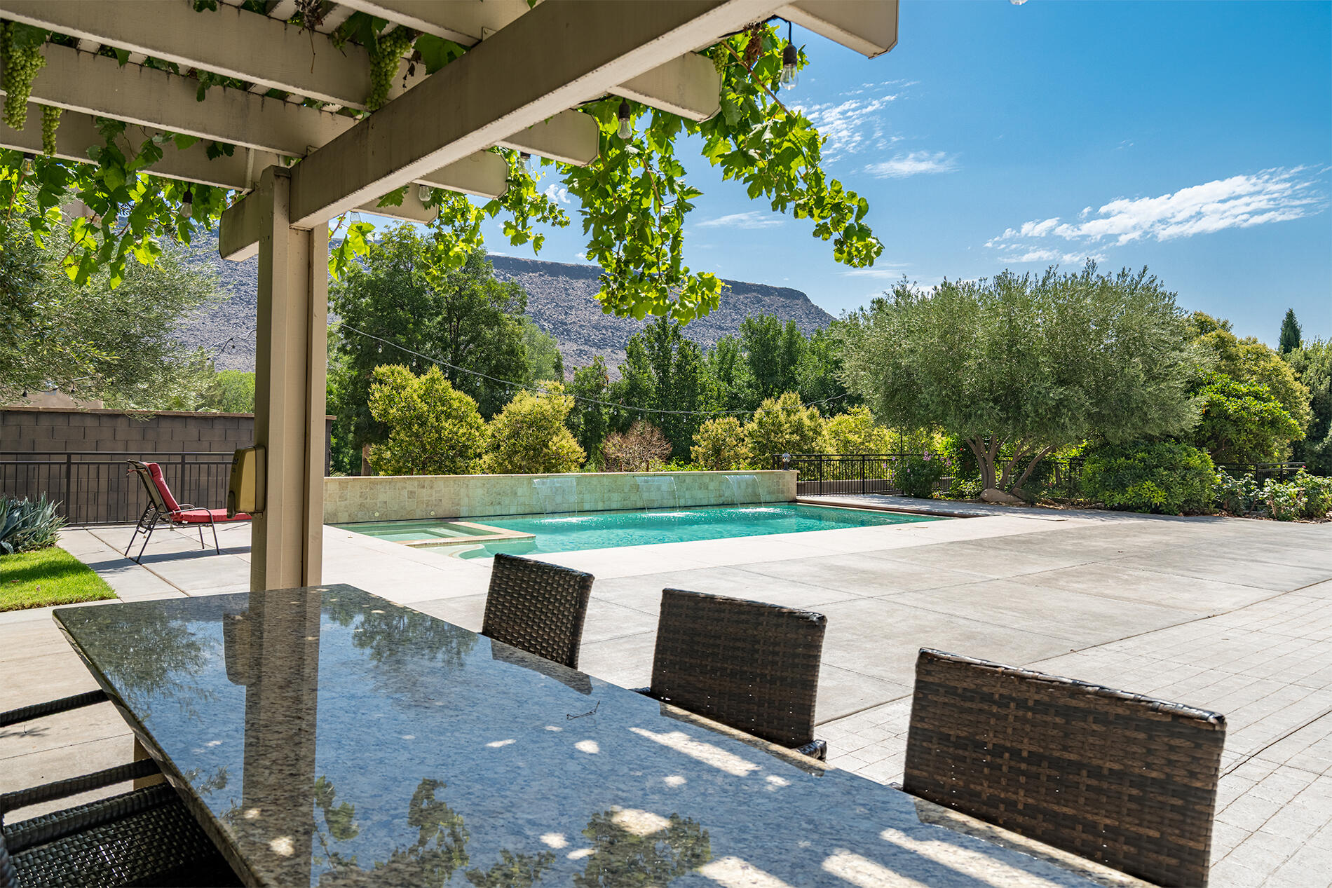 WOODS AT VALLEY VIEW - Residential