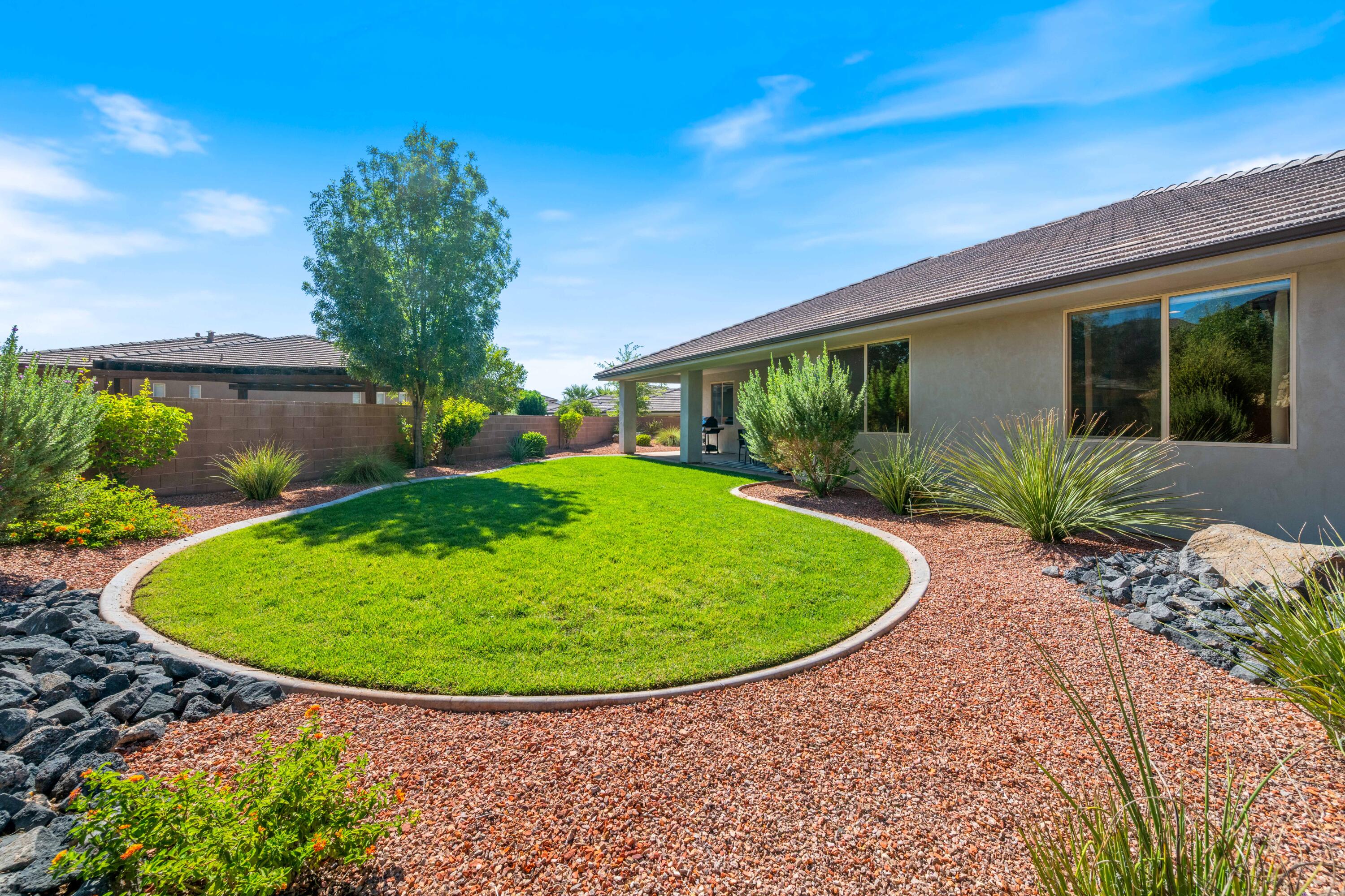 BELLA VISTA AT STONE MOUNTAIN - Residential