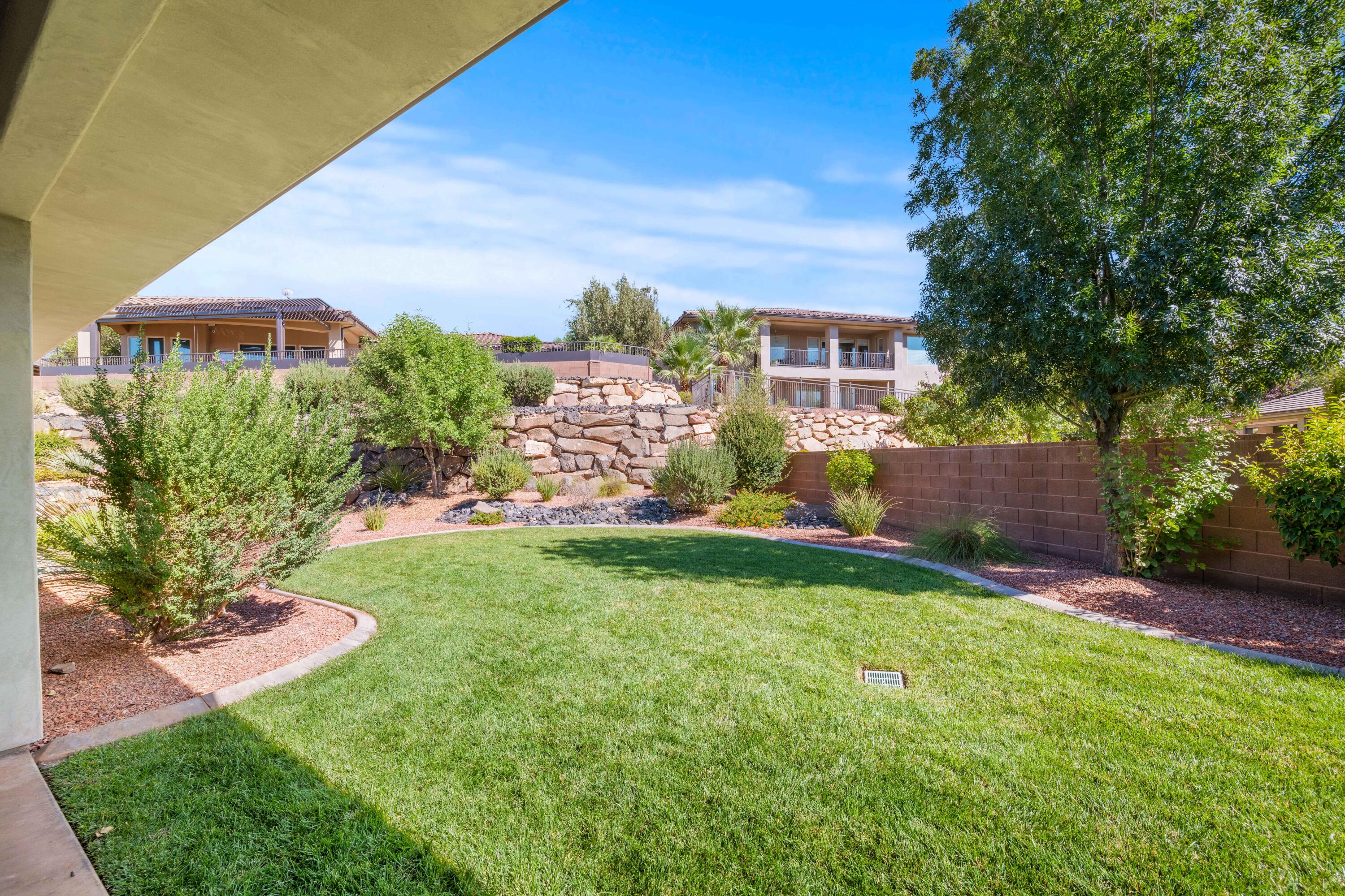 BELLA VISTA AT STONE MOUNTAIN - Residential