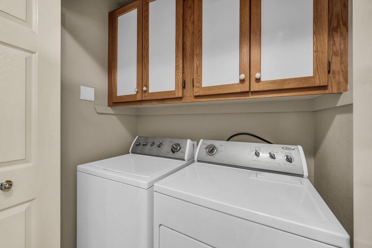 SHADOW CANYON - Residential