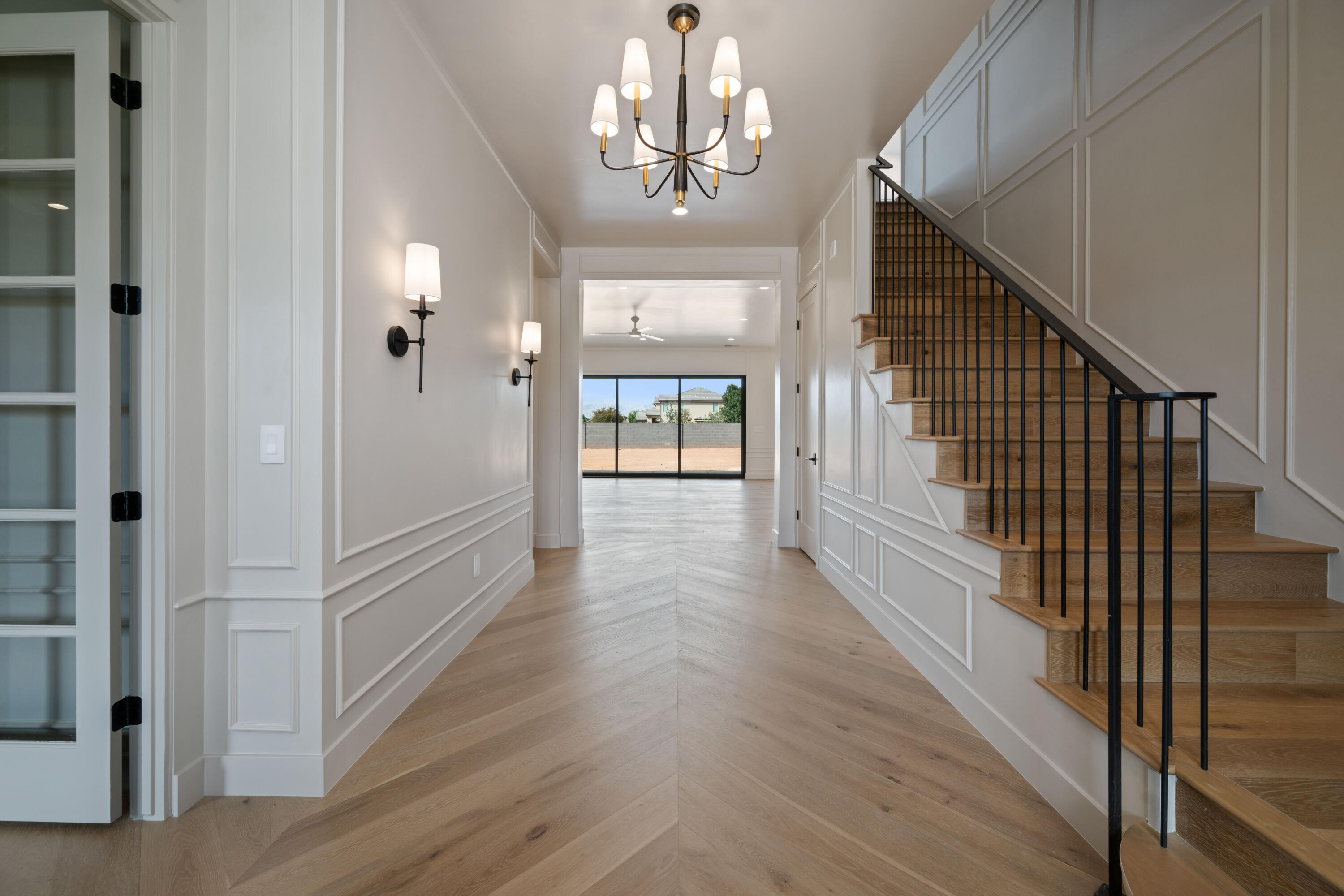 QUEENSRIDGE - Residential