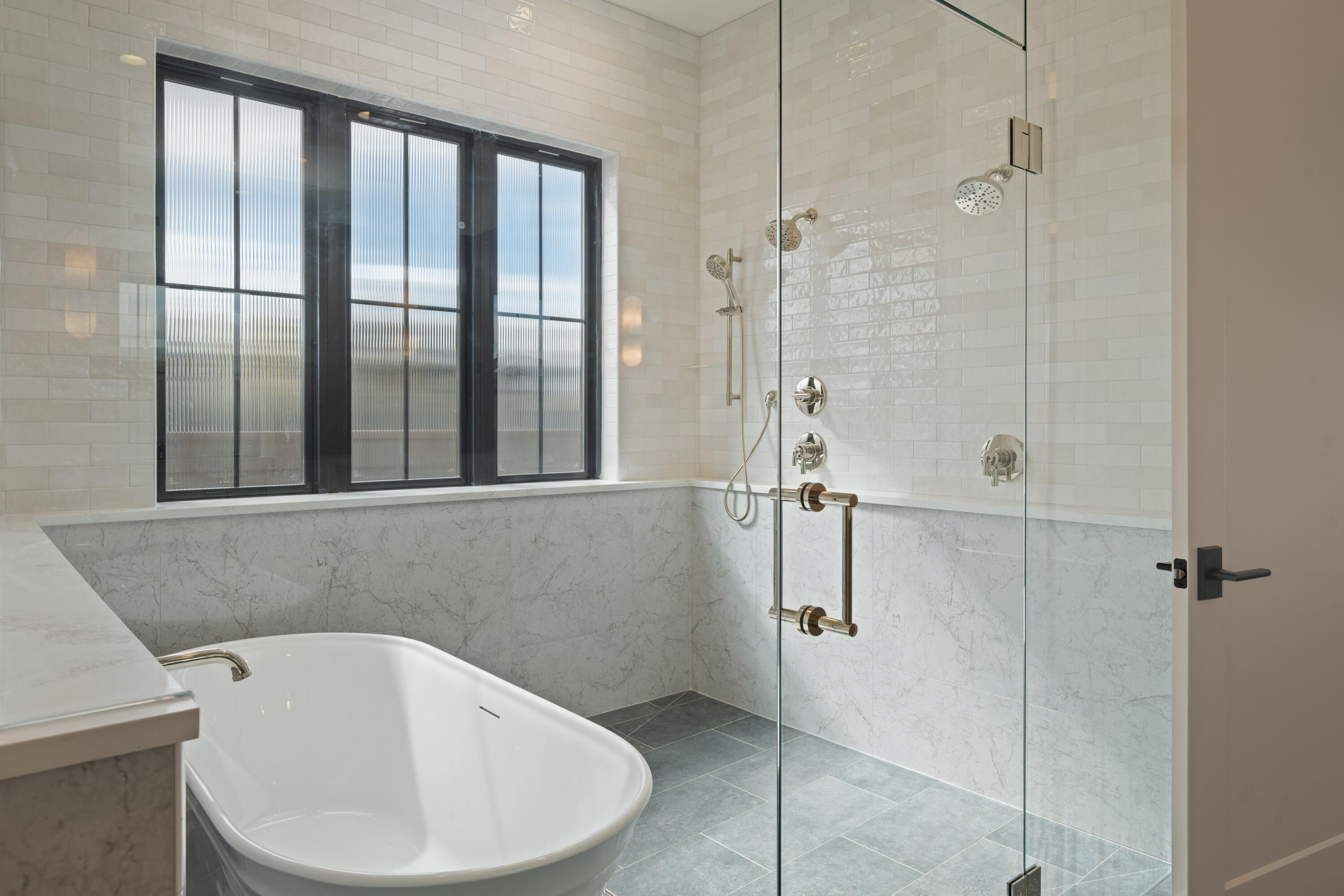 QUEENSRIDGE - Residential