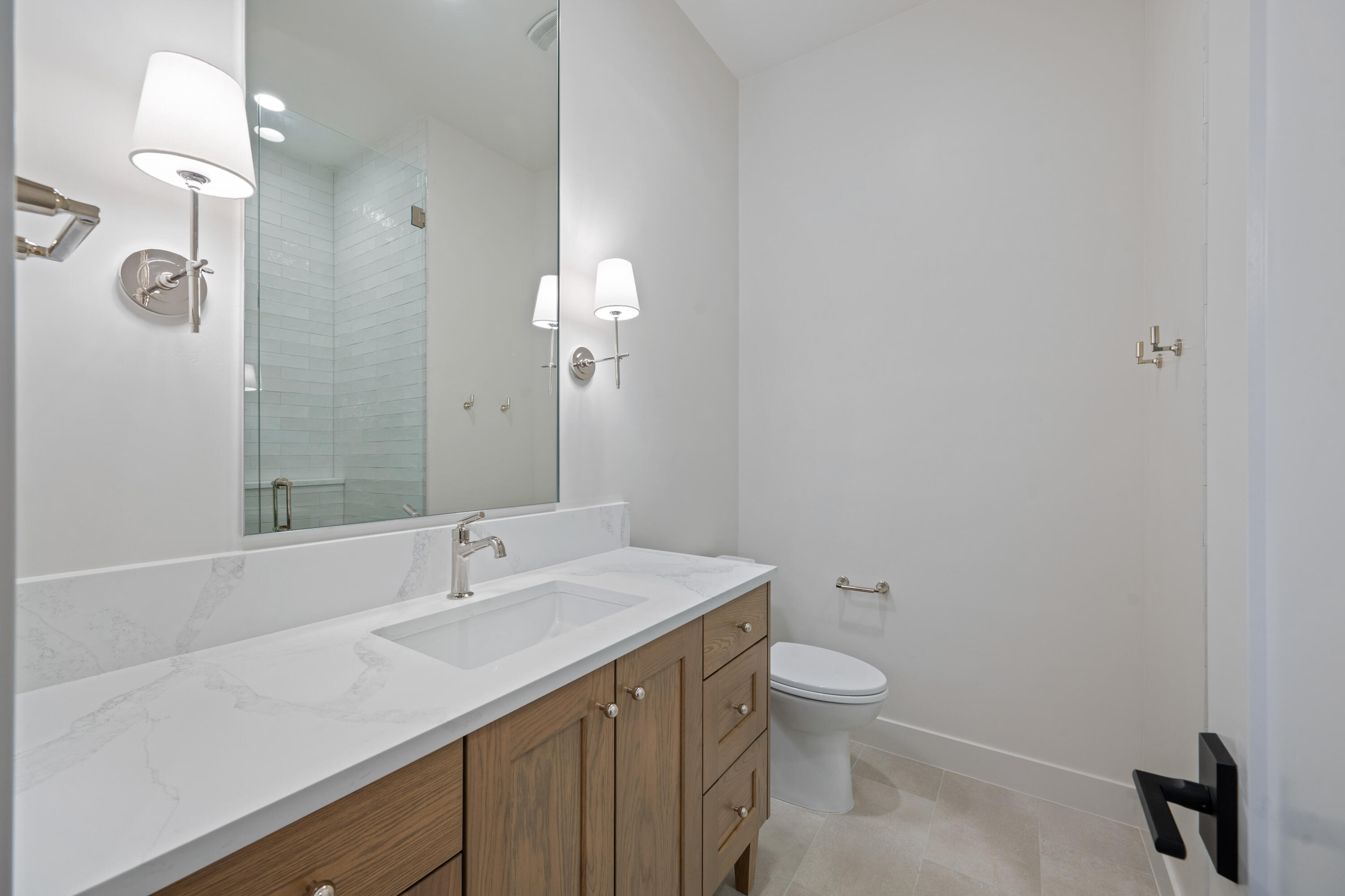 QUEENSRIDGE - Residential