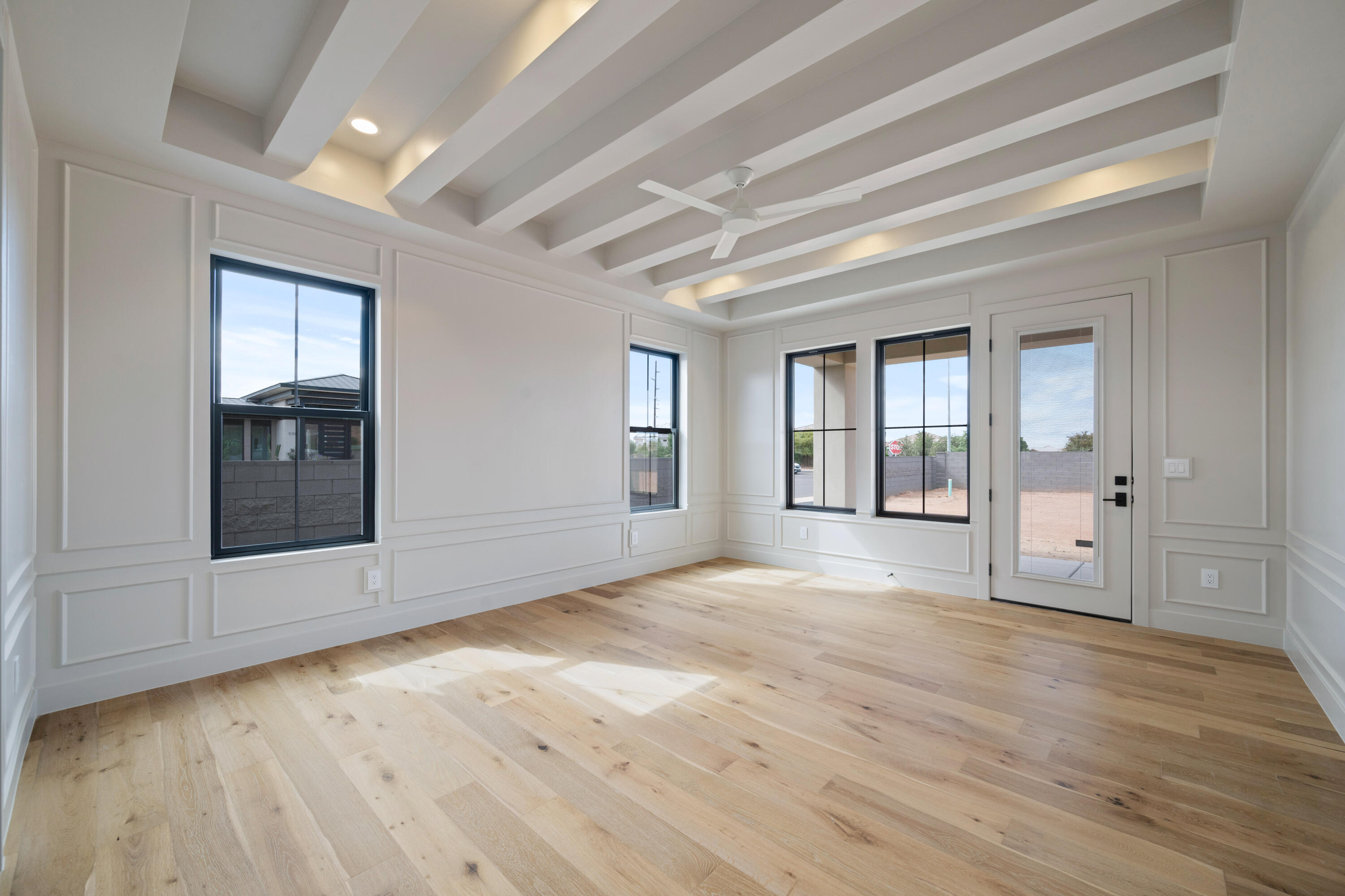 QUEENSRIDGE - Residential