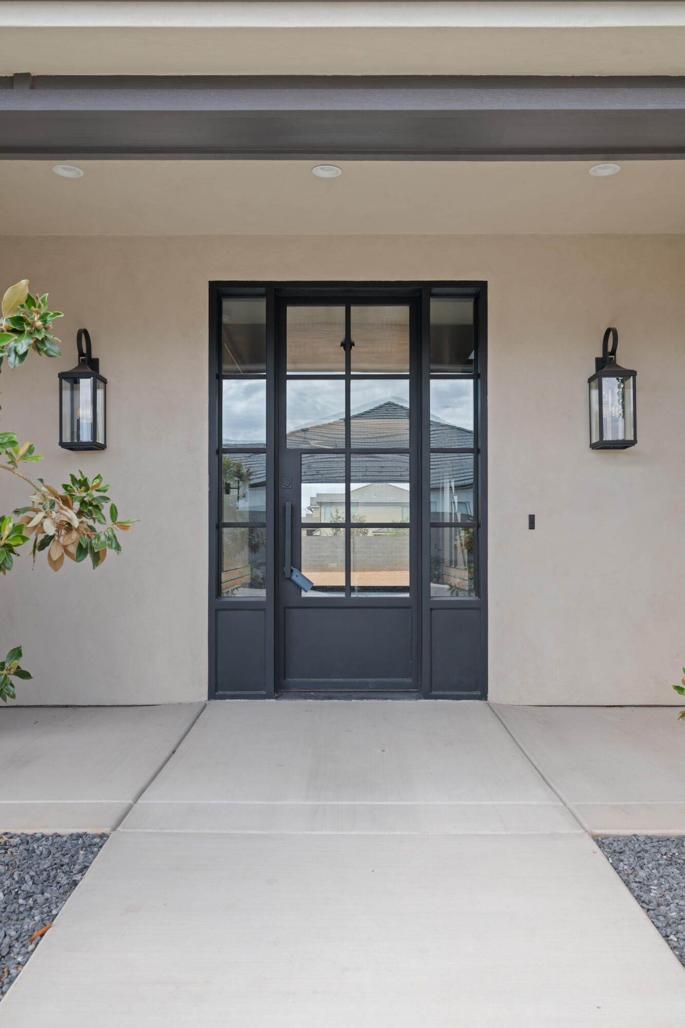 QUEENSRIDGE - Residential