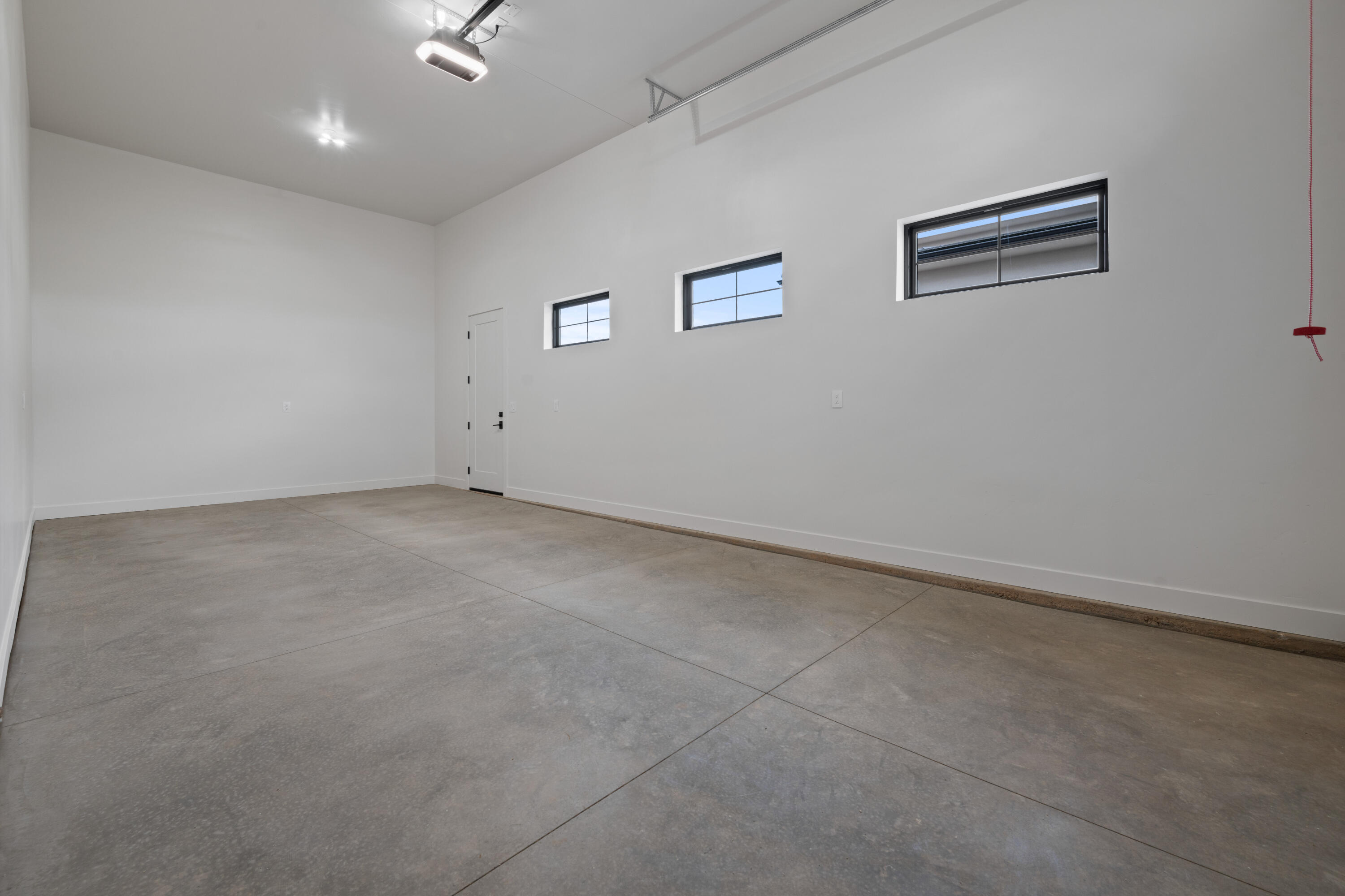 QUEENSRIDGE - Residential