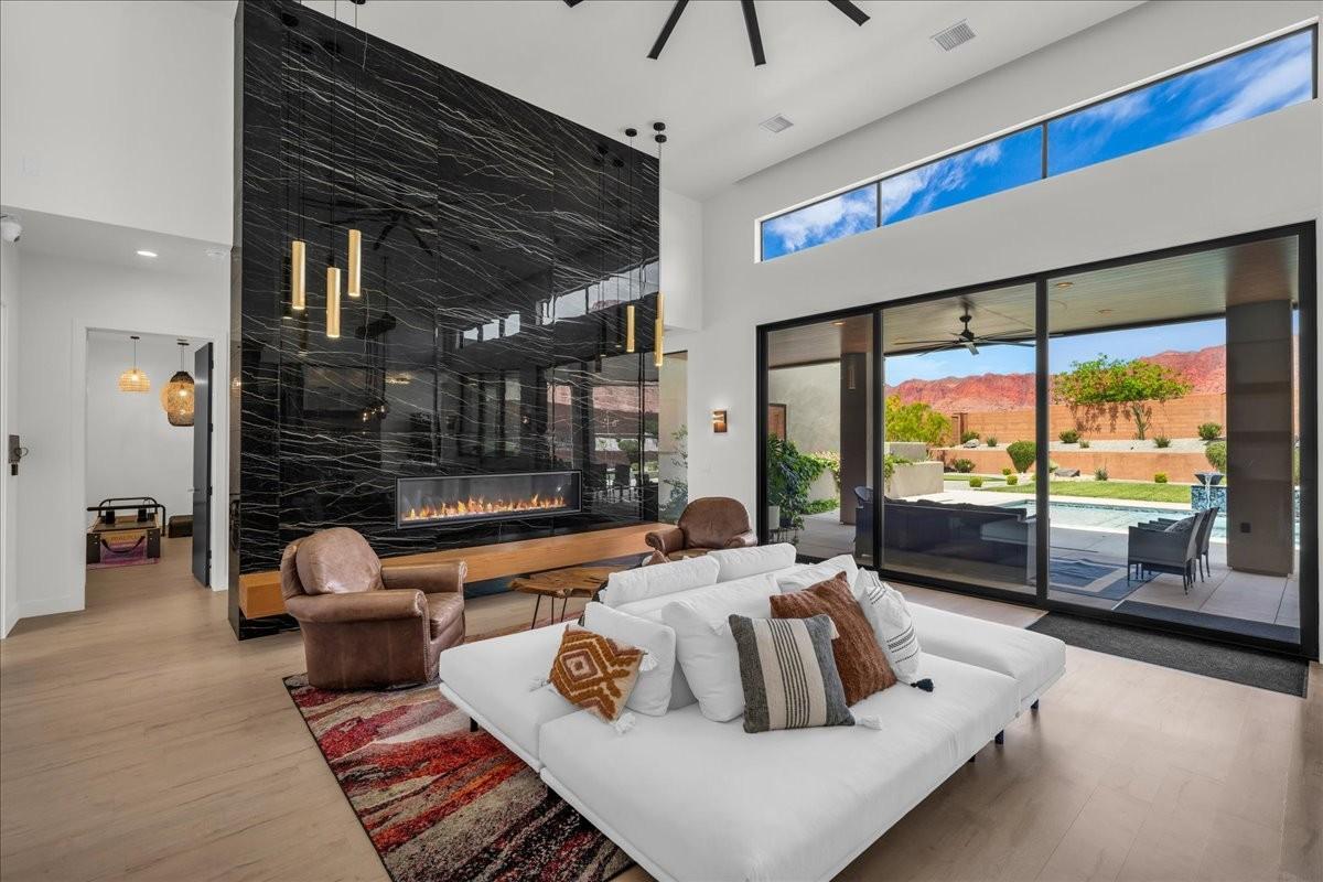 ARROWHEAD SUB - Residential