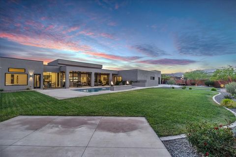 Tiny photo for 176 N ARROWHEAD LN, Ivins, UT 84738 (MLS # 26-271481)