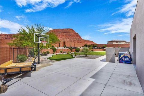 Tiny photo for 176 N ARROWHEAD LN, Ivins, UT 84738 (MLS # 26-271481)