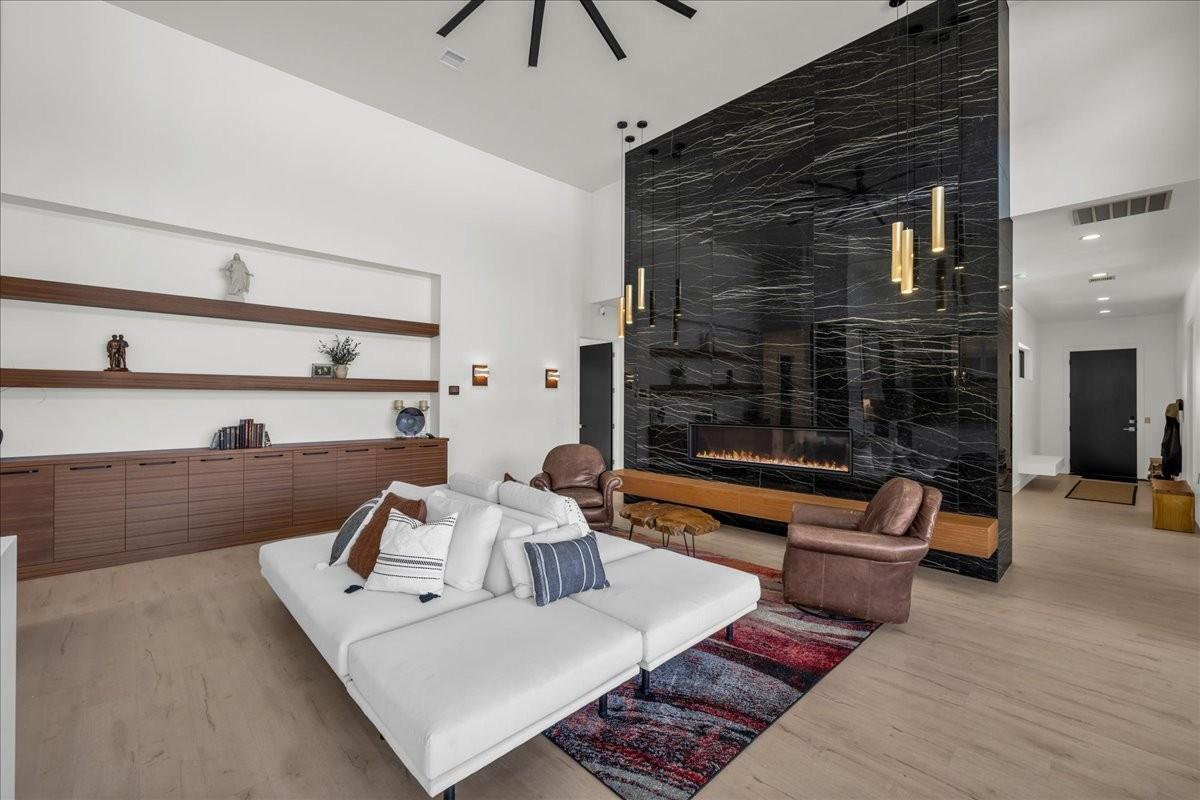 ARROWHEAD SUB - Residential