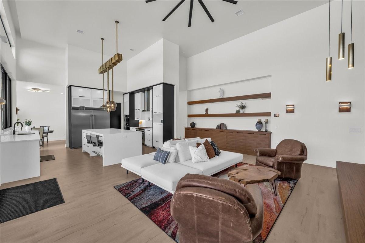 ARROWHEAD SUB - Residential