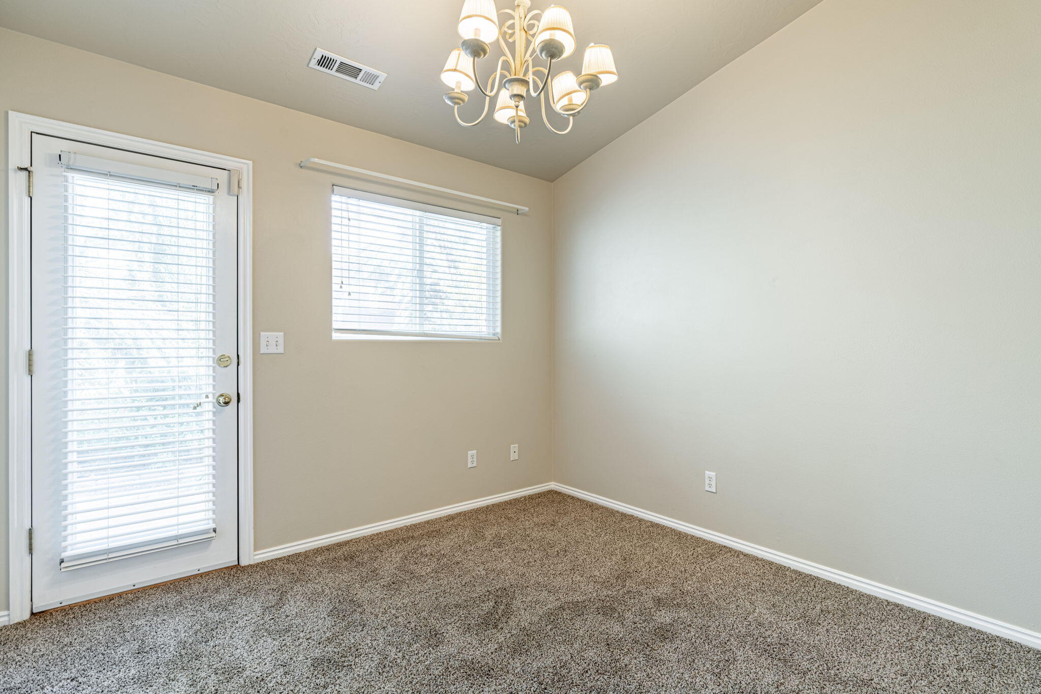 RED MOUNTAIN TOWNHOMES - Residential