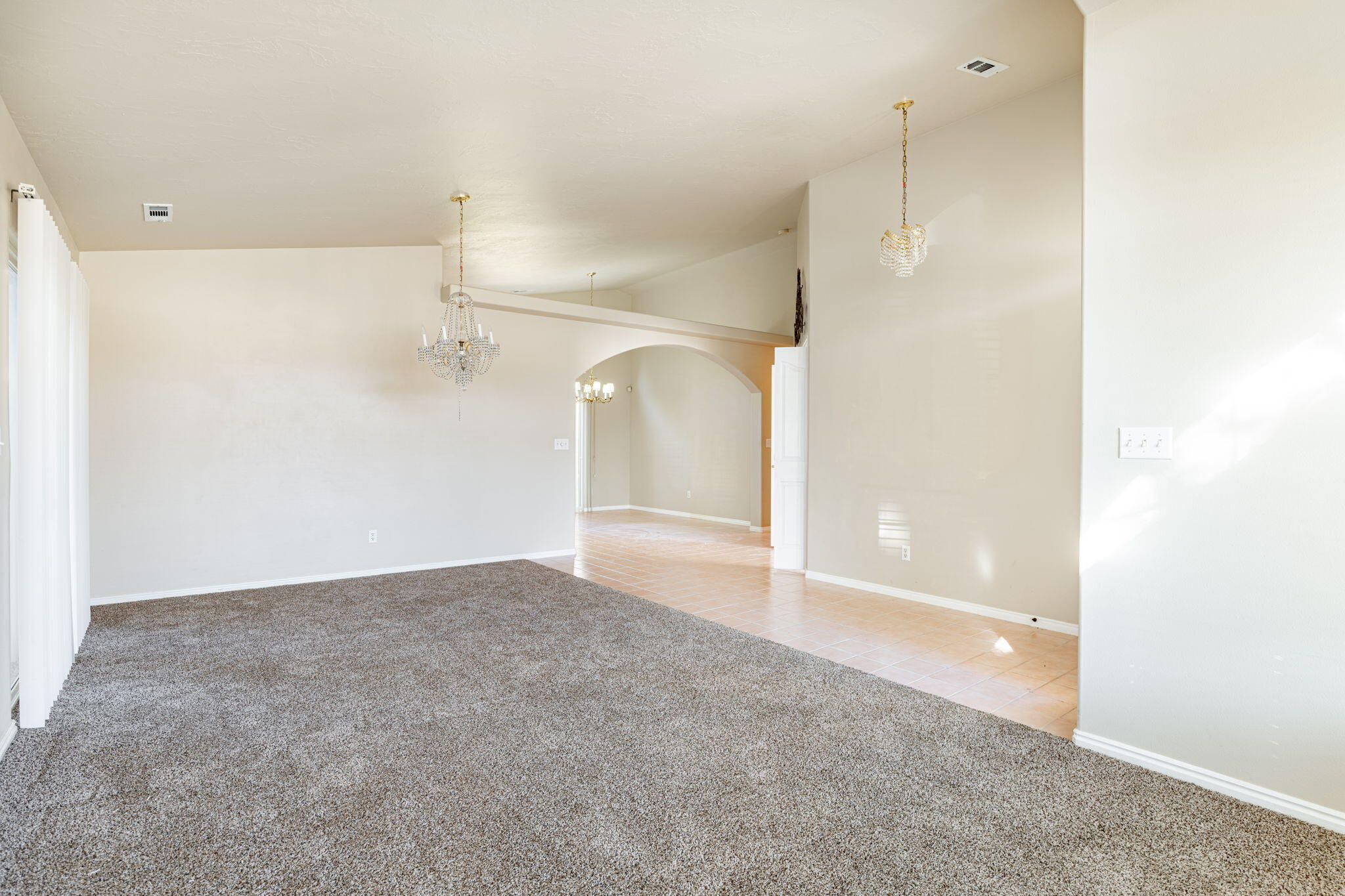 RED MOUNTAIN TOWNHOMES - Residential