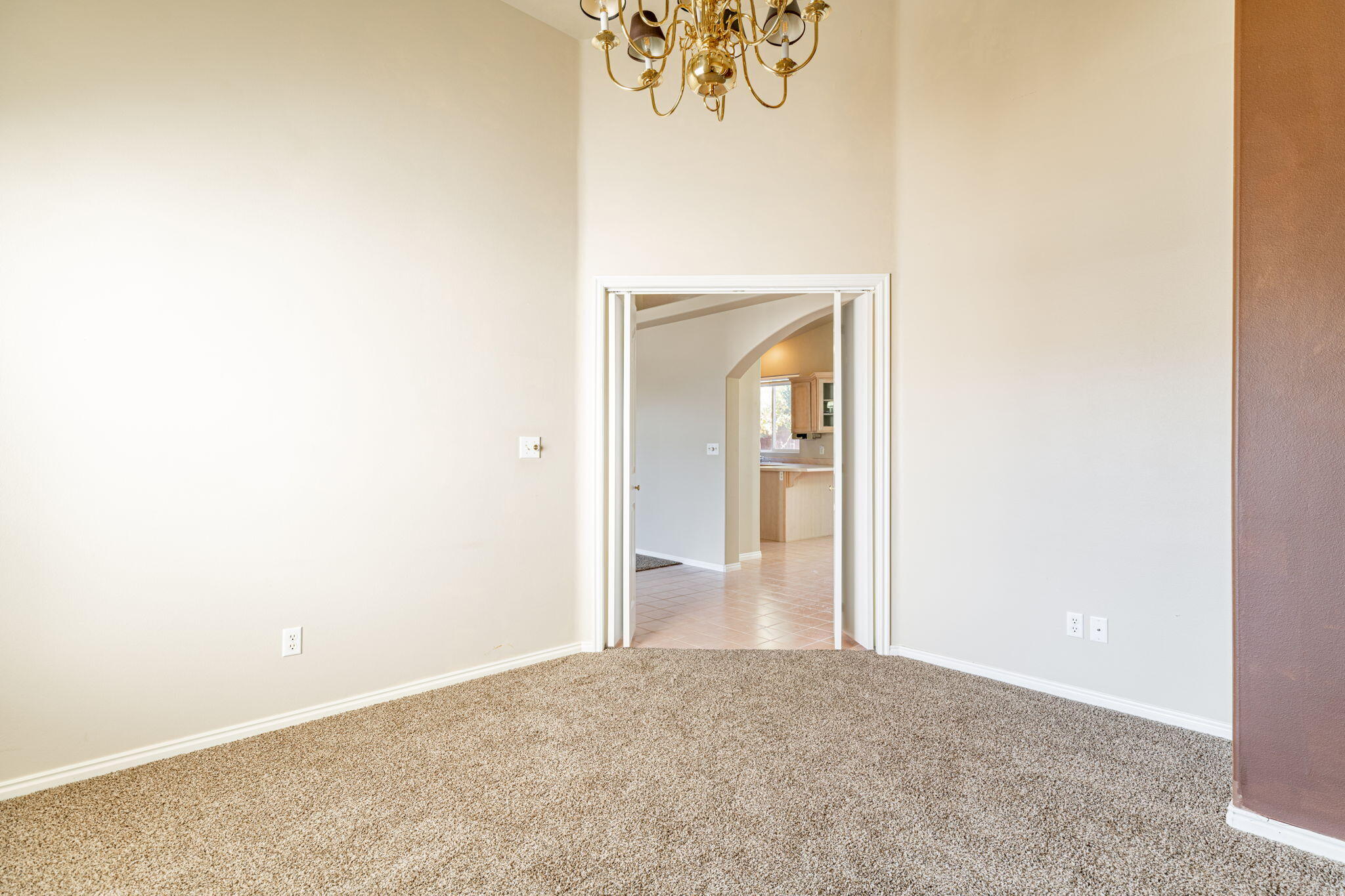 RED MOUNTAIN TOWNHOMES - Residential