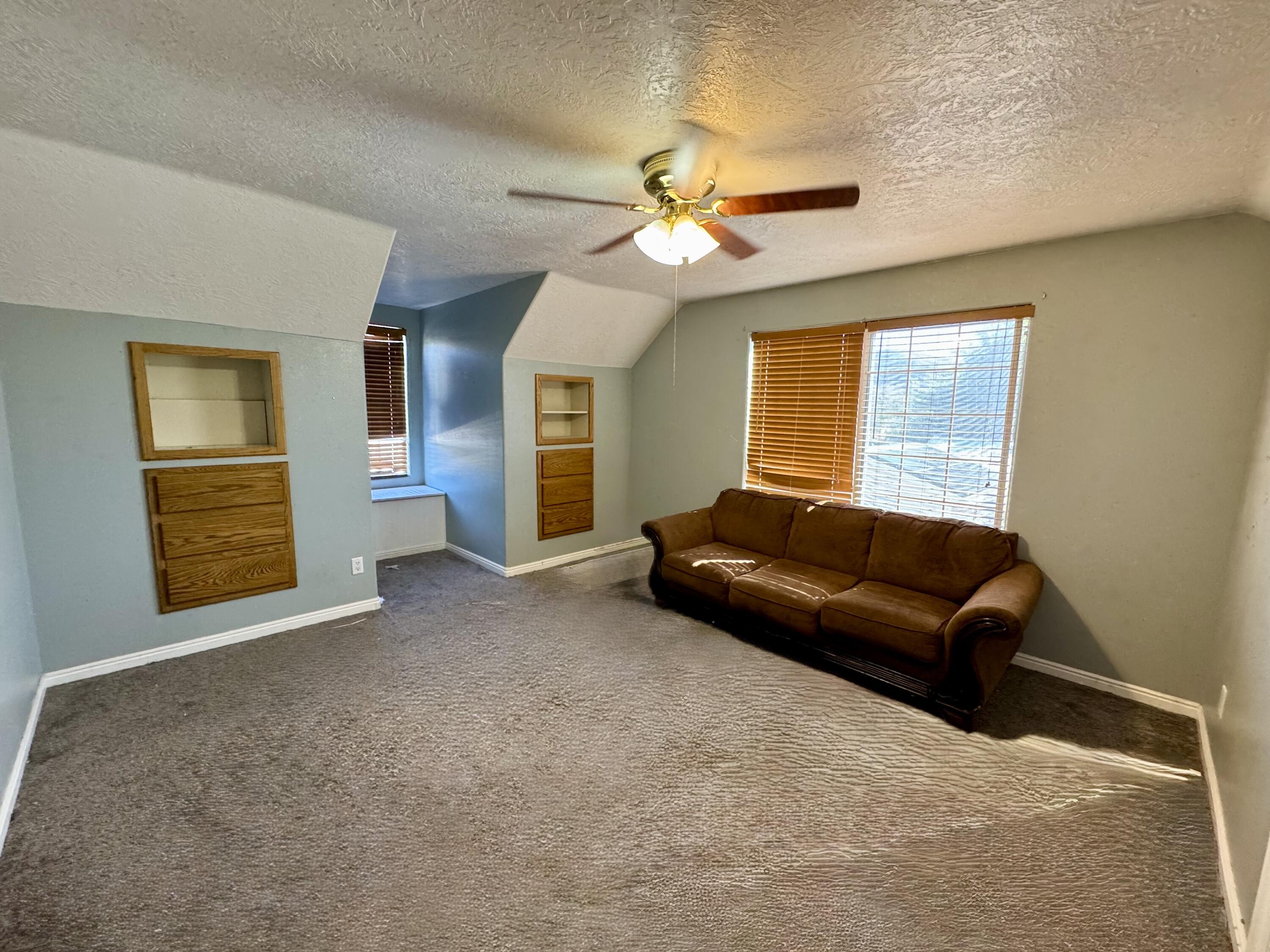 VIRGIN MEADOWS - Residential