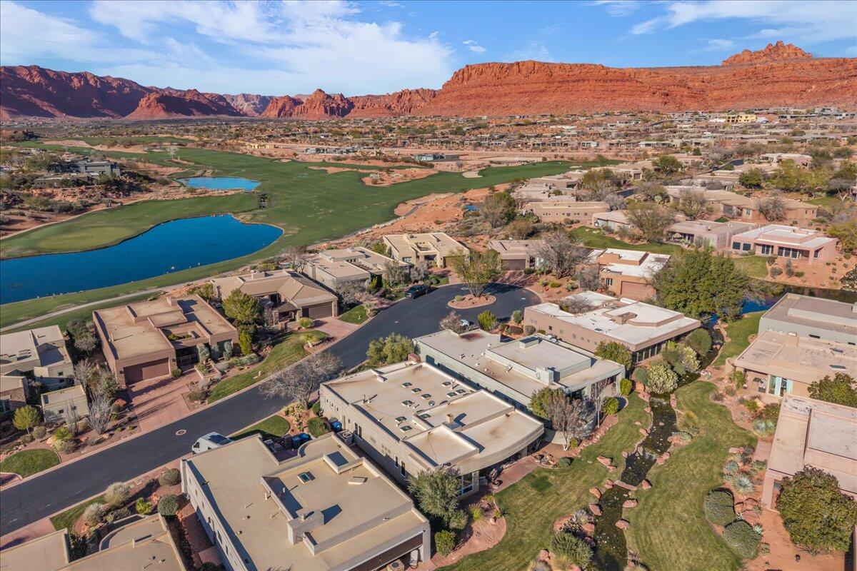 PAIUTE SPRINGS AT ENTRADA - Residential