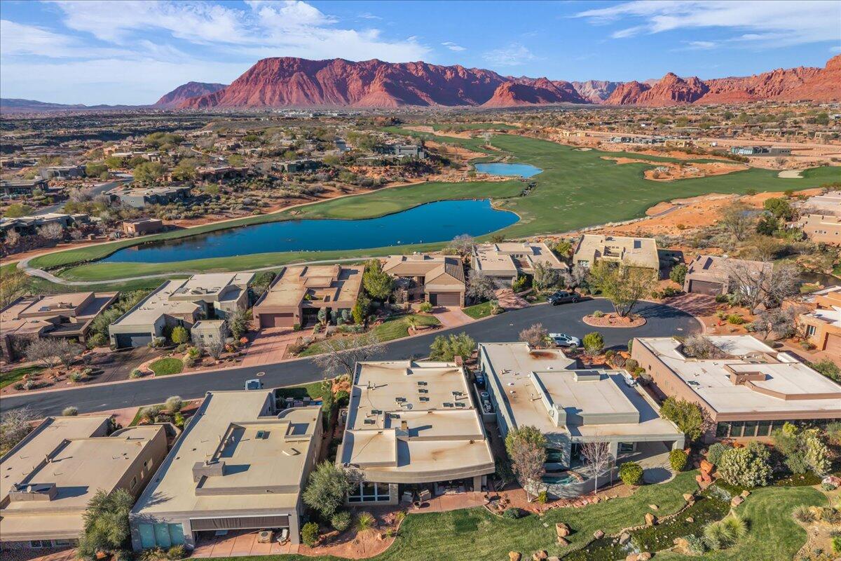 PAIUTE SPRINGS AT ENTRADA - Residential