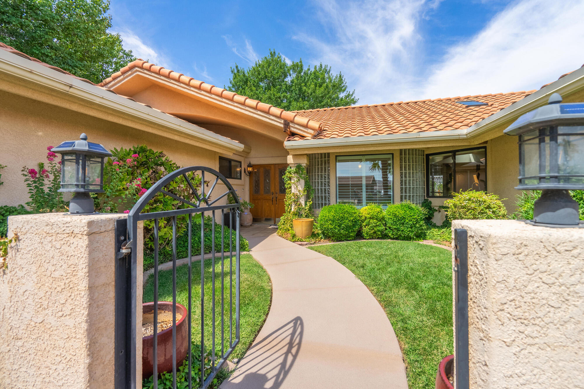 BLOOMINGTON COUNTRY CLUB - Residential