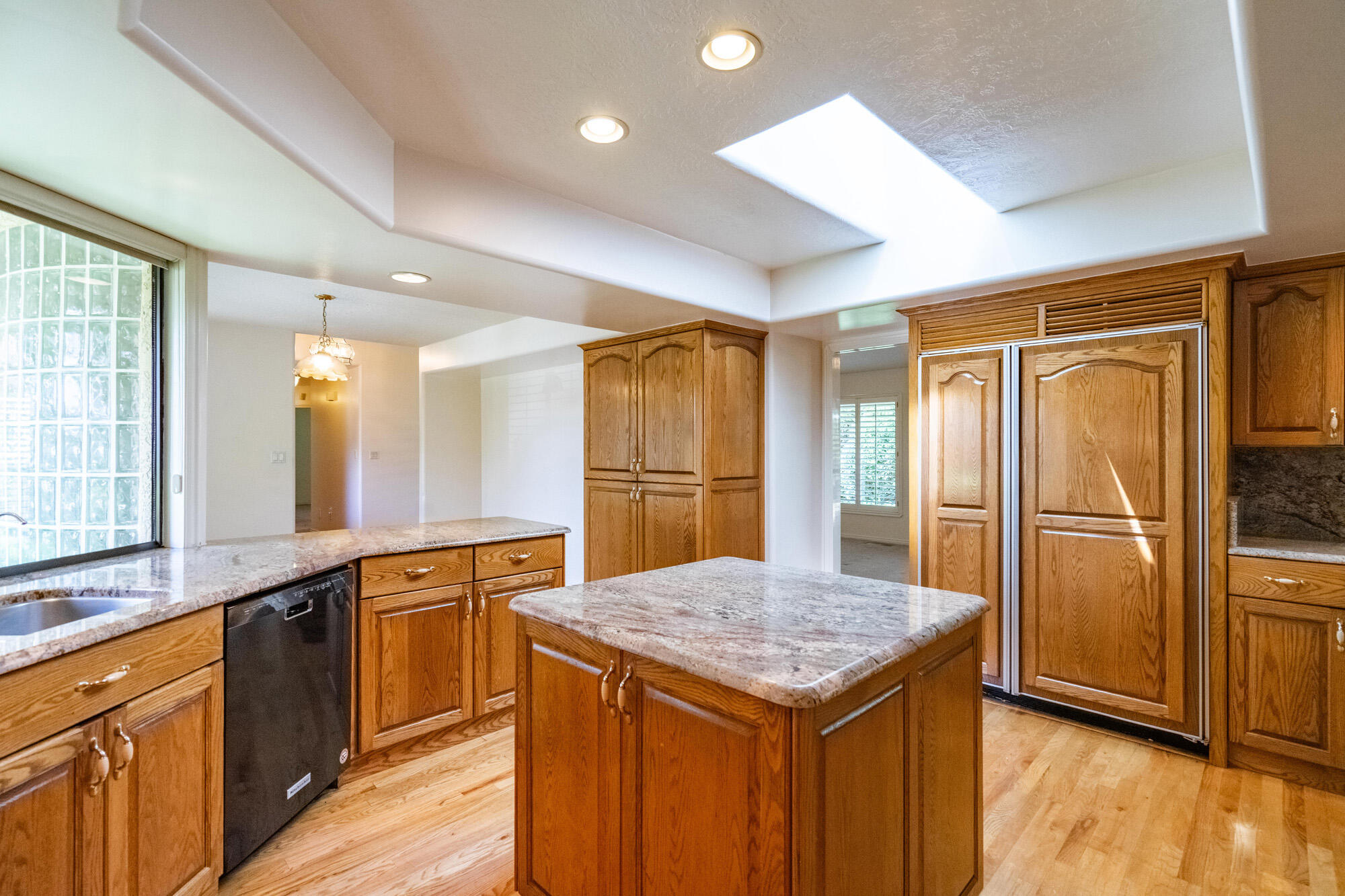 BLOOMINGTON COUNTRY CLUB - Residential