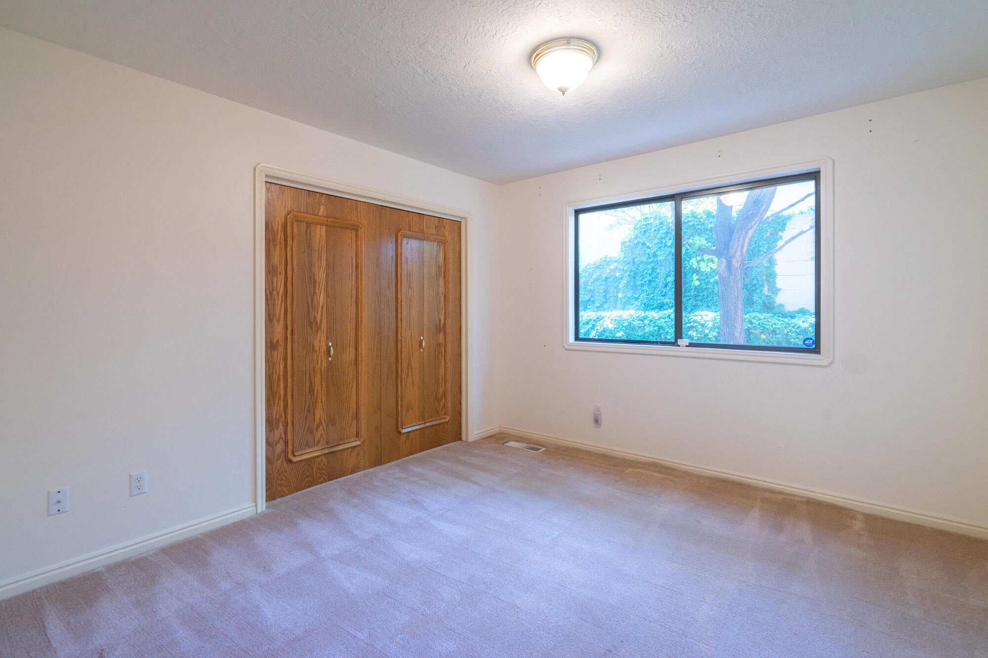 BLOOMINGTON COUNTRY CLUB - Residential