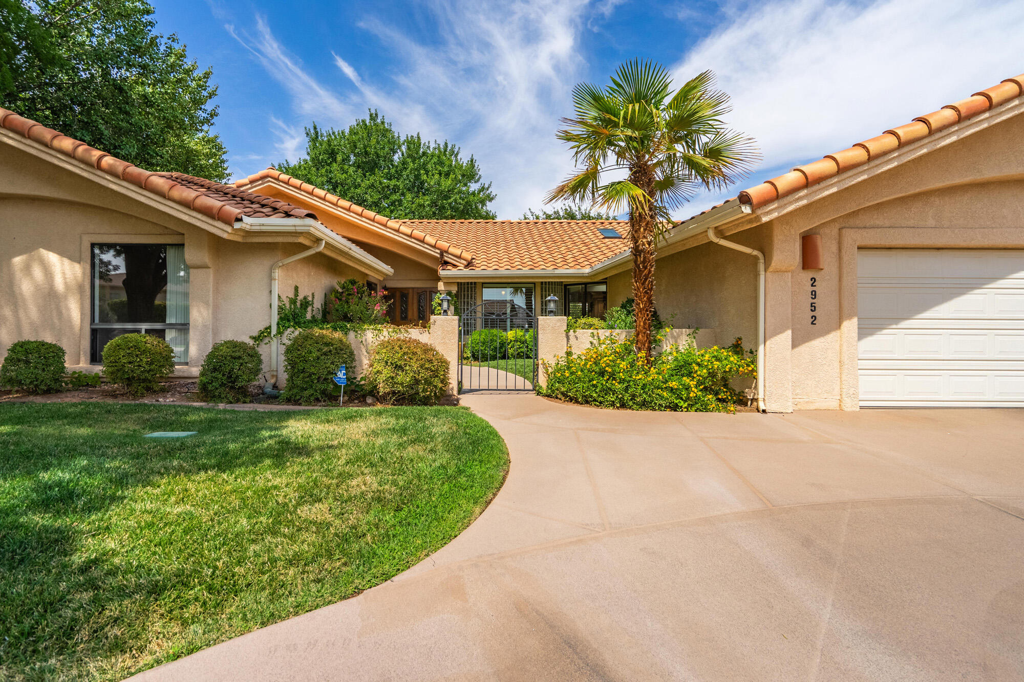 BLOOMINGTON COUNTRY CLUB - Residential