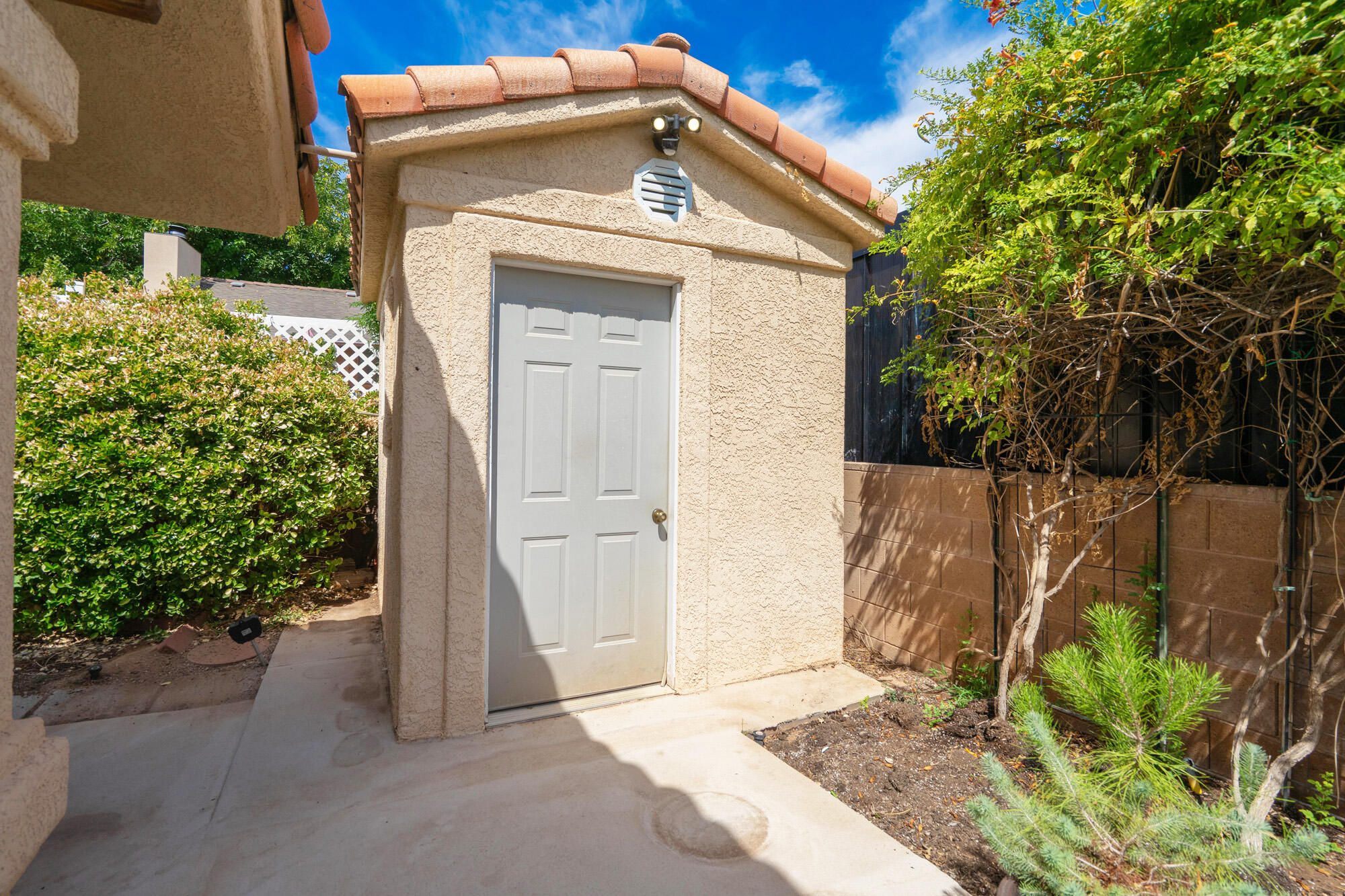 BLOOMINGTON COUNTRY CLUB - Residential