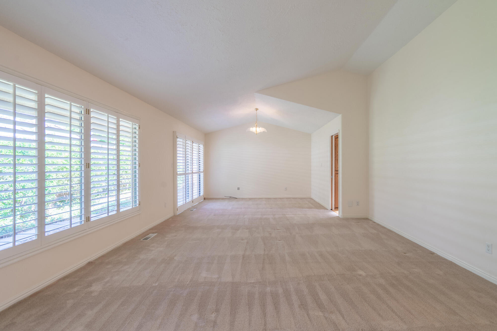 BLOOMINGTON COUNTRY CLUB - Residential