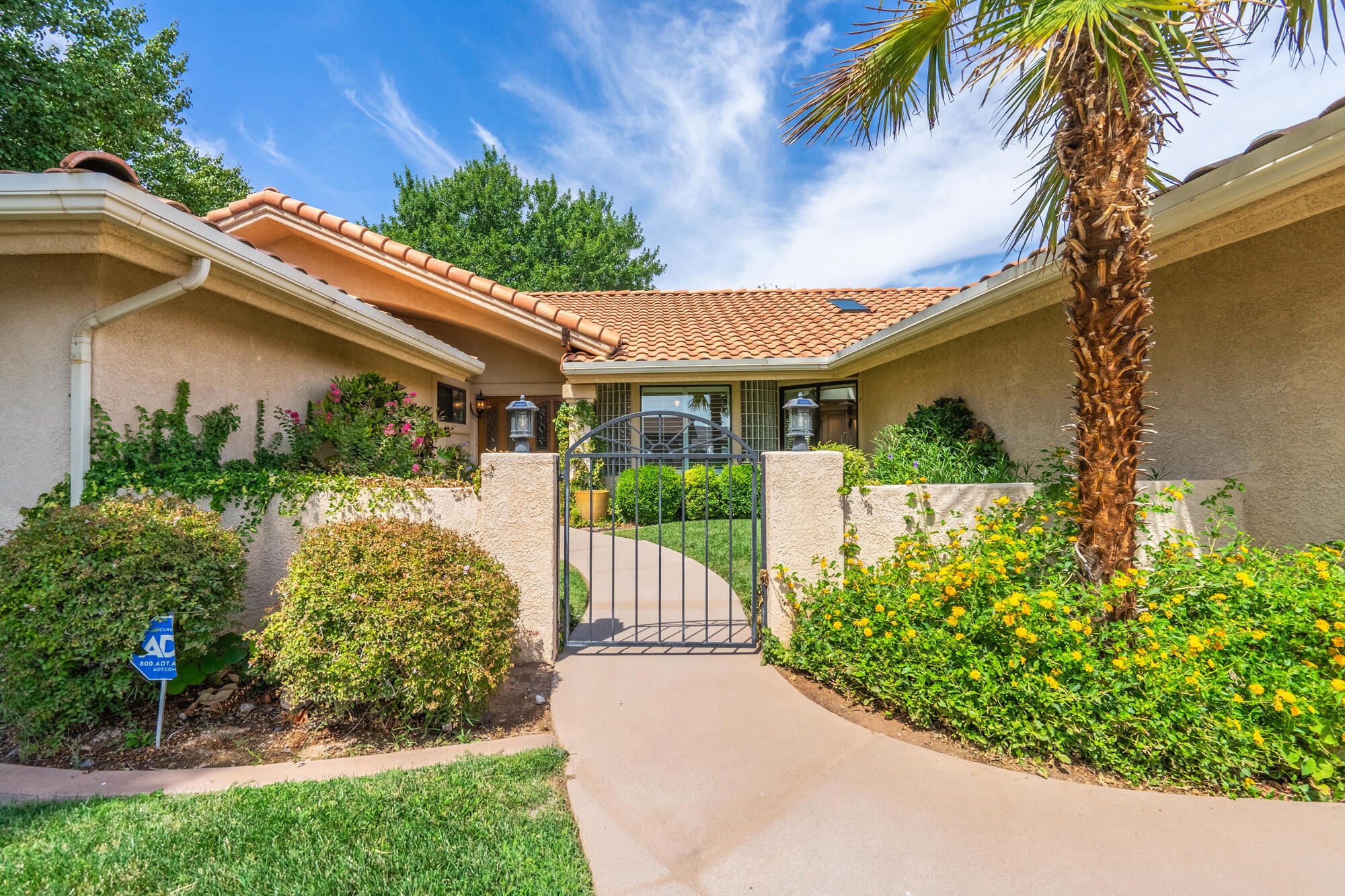 BLOOMINGTON COUNTRY CLUB - Residential