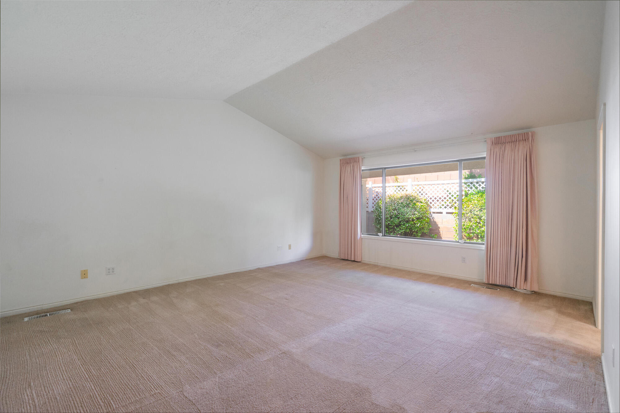 BLOOMINGTON COUNTRY CLUB - Residential