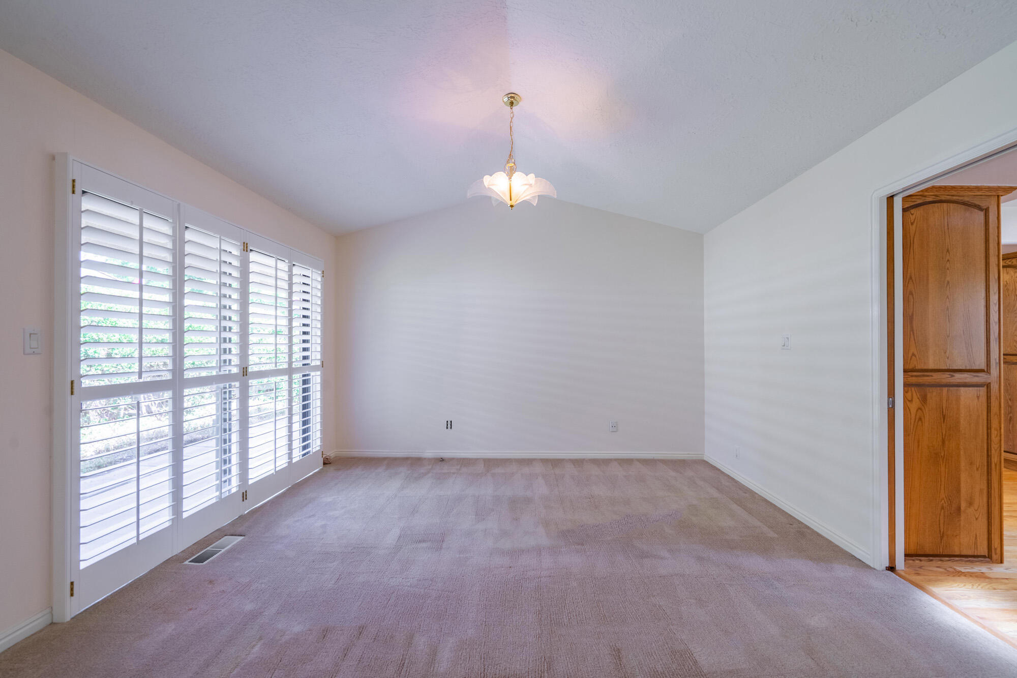 BLOOMINGTON COUNTRY CLUB - Residential