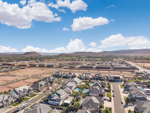 Tiny photo for 2878 E Stonedale DR, Saint George, UT 84790 (MLS # 26-276083)