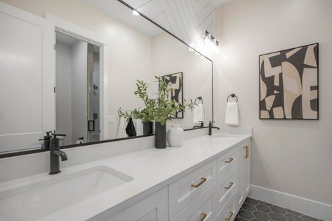 Tiny photo for 2878 E Stonedale DR, Saint George, UT 84790 (MLS # 26-276083)