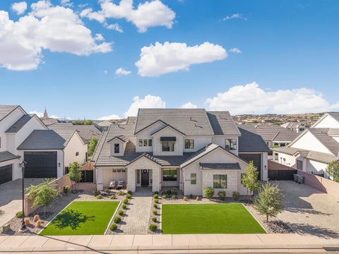 Photo of 2878 E Stonedale DR, Saint George, UT 84790 (MLS # 26-276083)