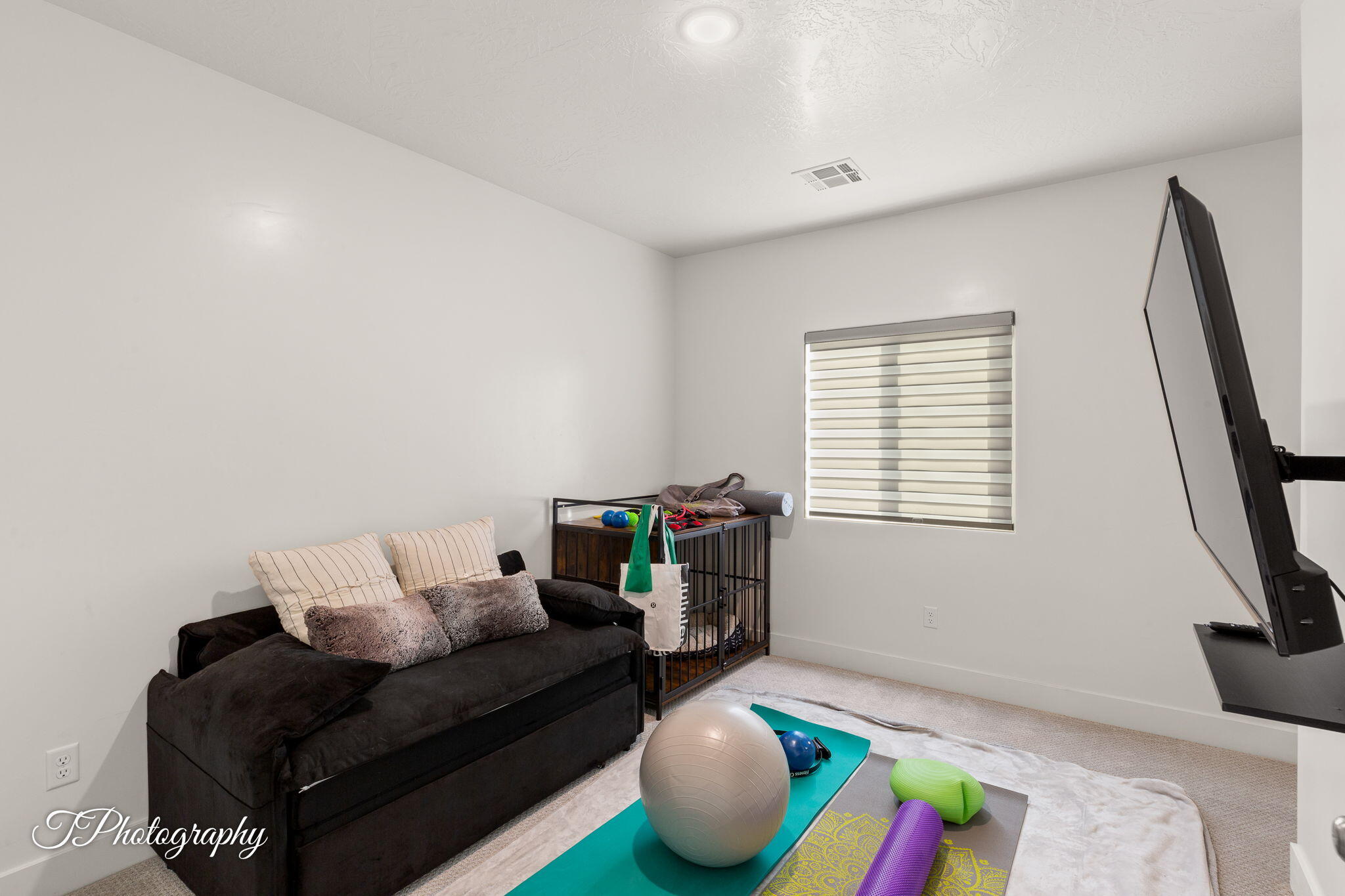 SAGE CANYON - Residential