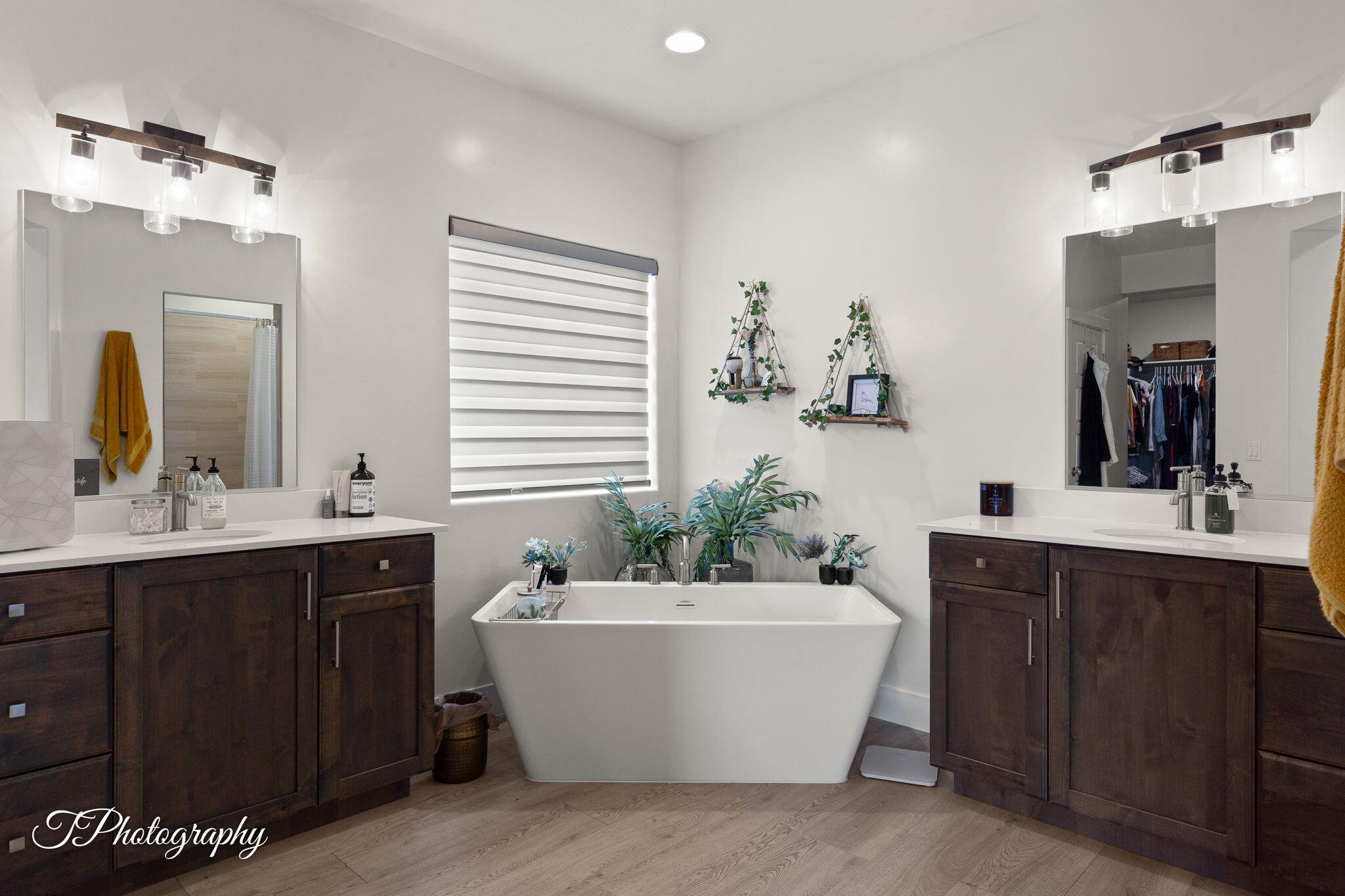 SAGE CANYON - Residential