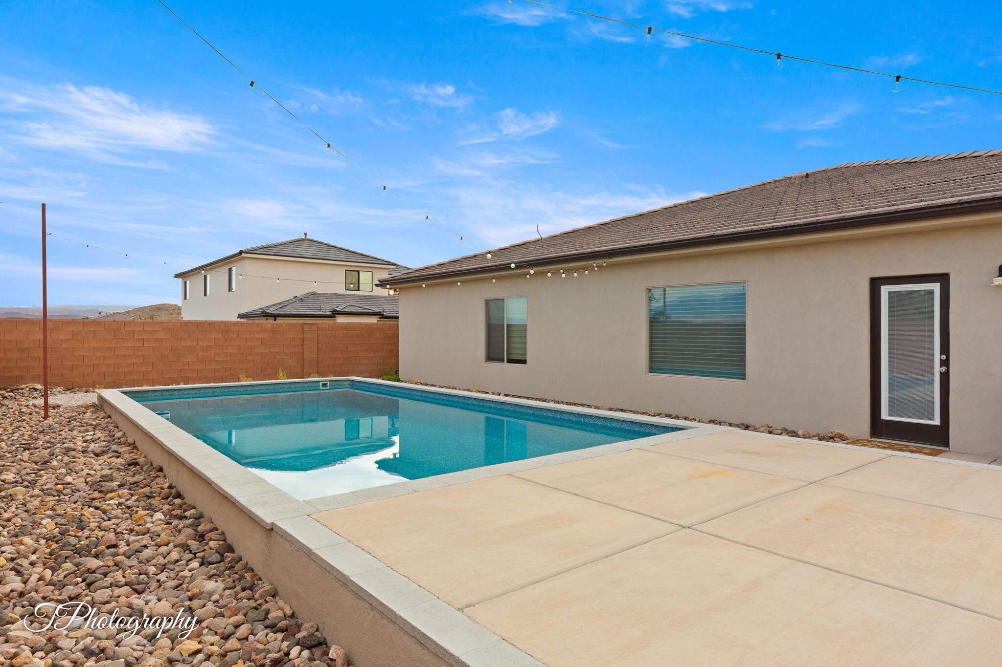 SAGE CANYON - Residential