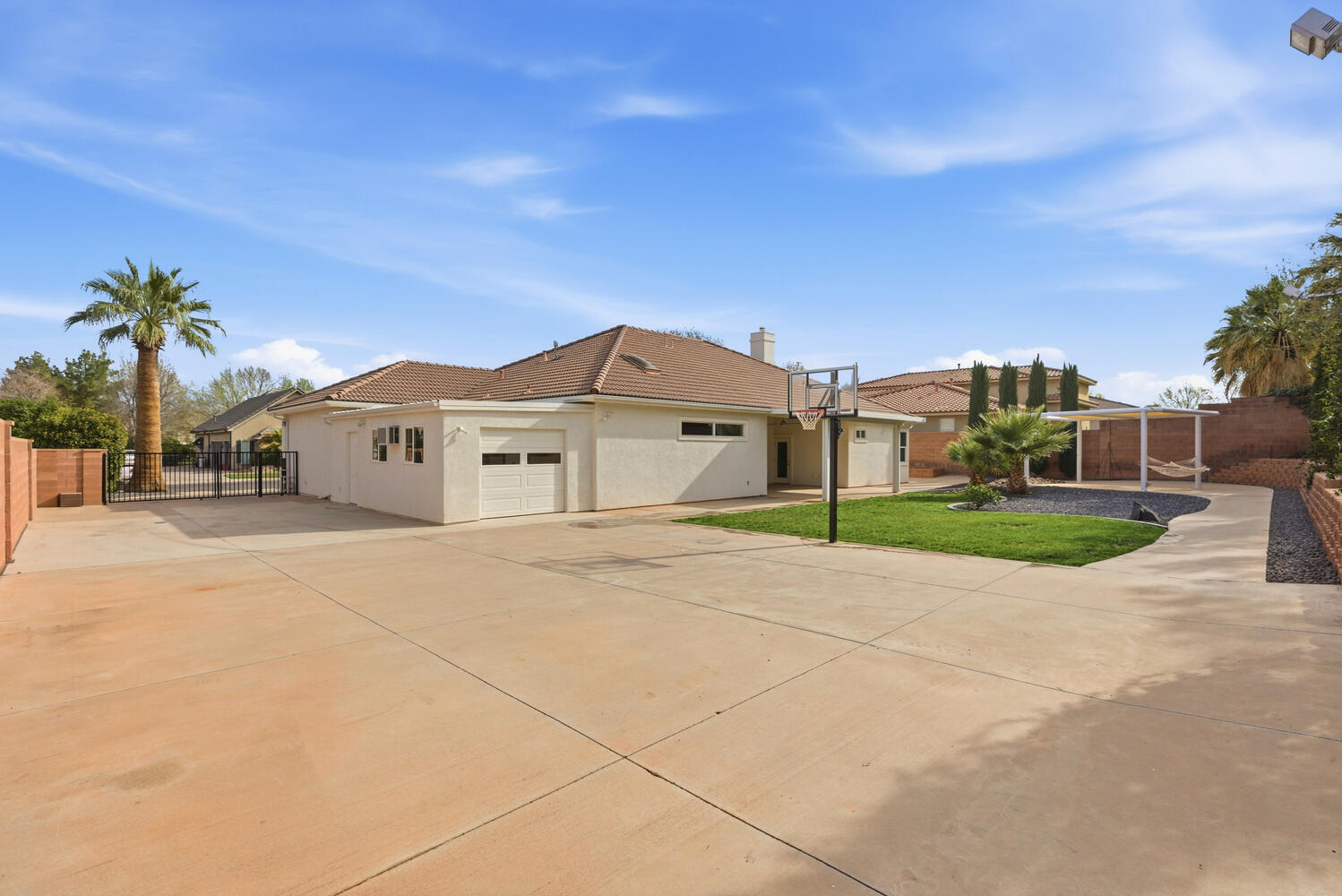 SPRINGS ESTATES - Residential