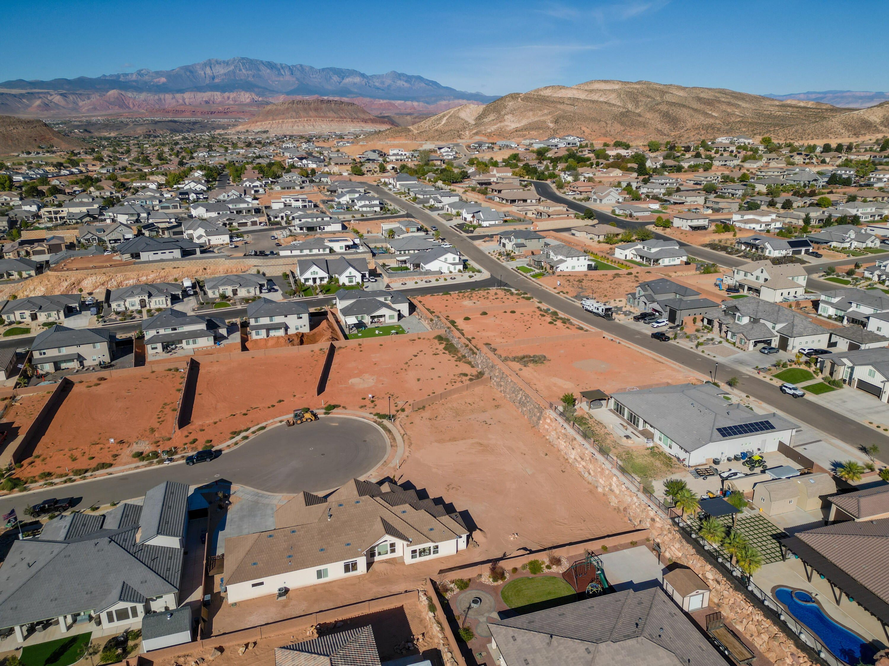 ROADRUNNER RIDGE - Land