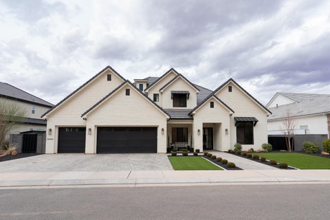 Photo of 3458 S Walnut Canyon DR, Saint George, UT 84790 (MLS # 26-275830)