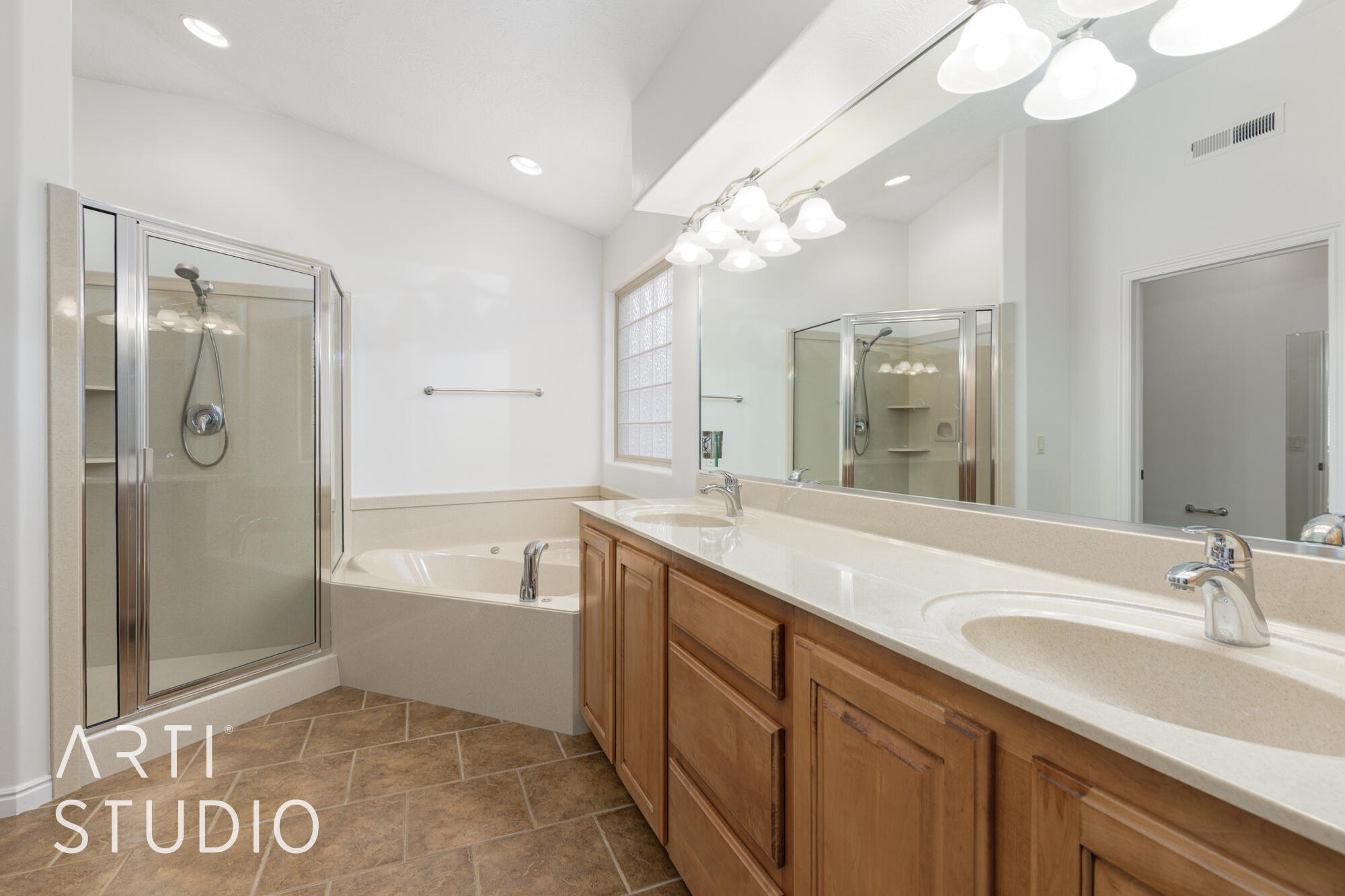 COVENTRY LANE TOWNHOMES - Residential